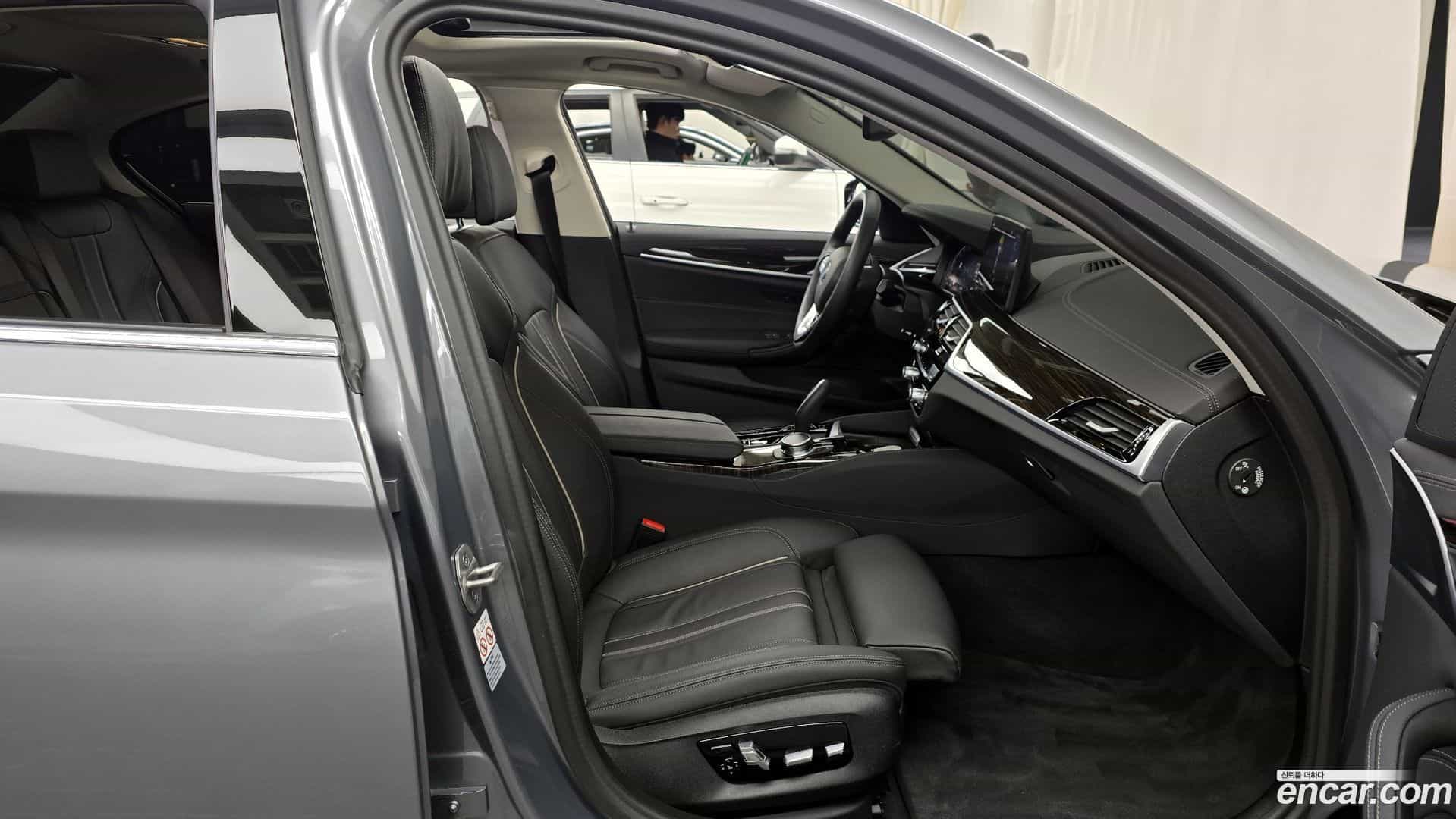 5-Series BMW 2022.11-OPTION-015