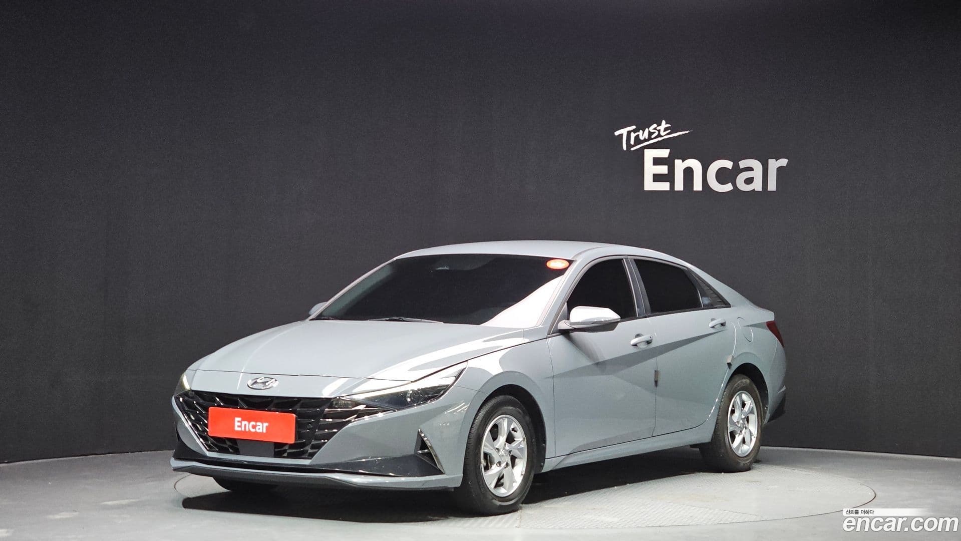 Main__Slider__Photo:AVANTE Hyundai 2021.9-0