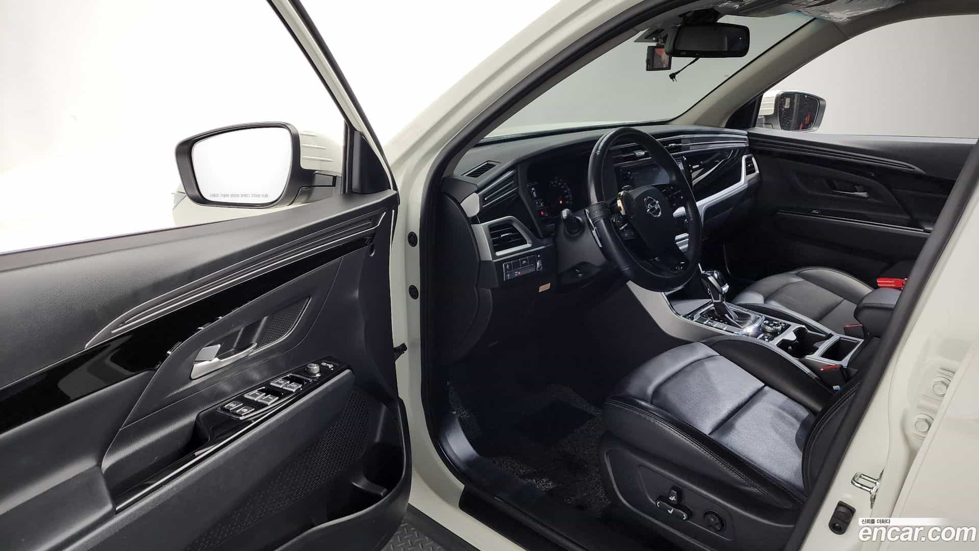 KORANDO KG Mobility 2022.6-INNER-010