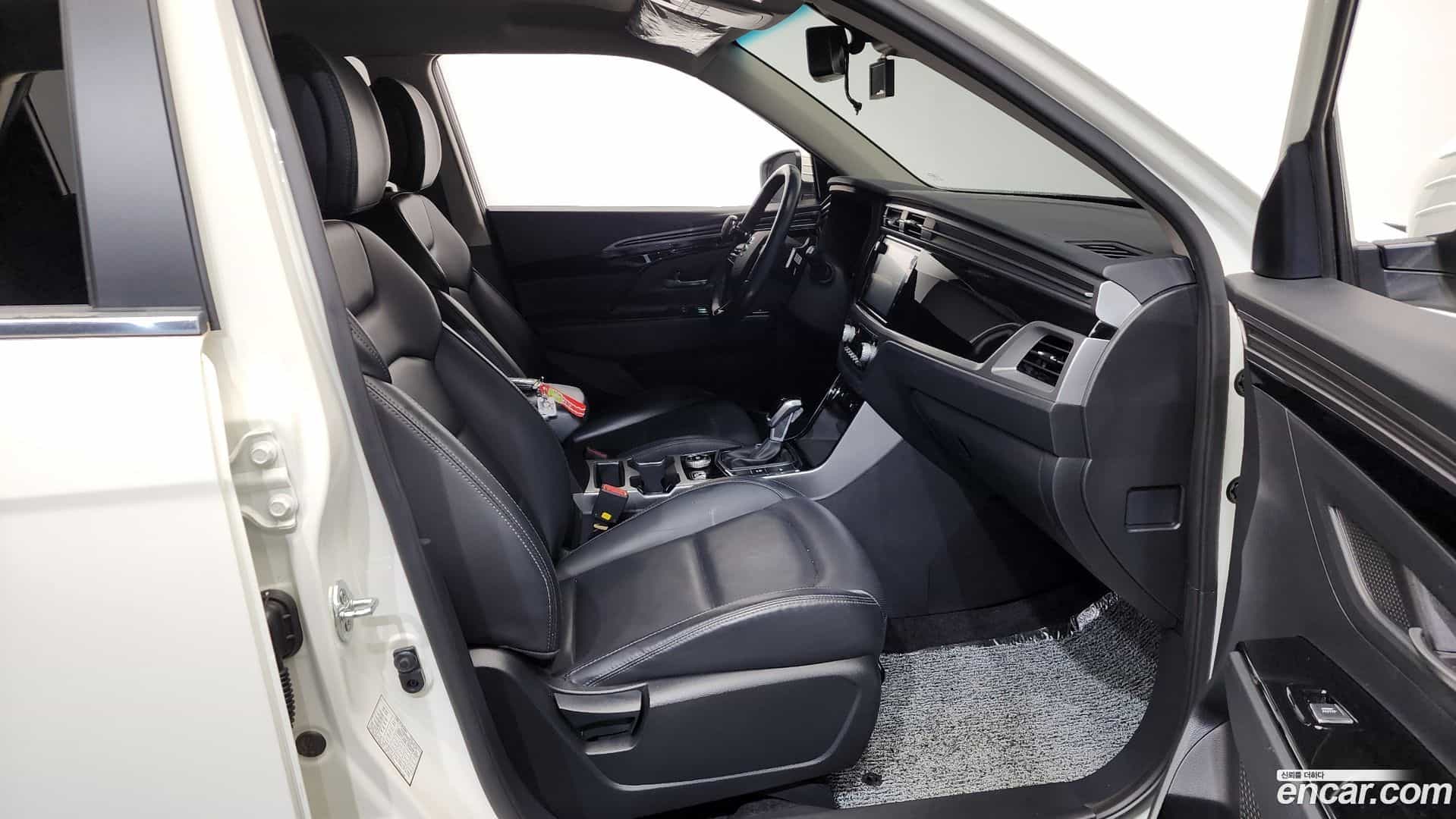 KORANDO KG Mobility 2022.6-OPTION-015