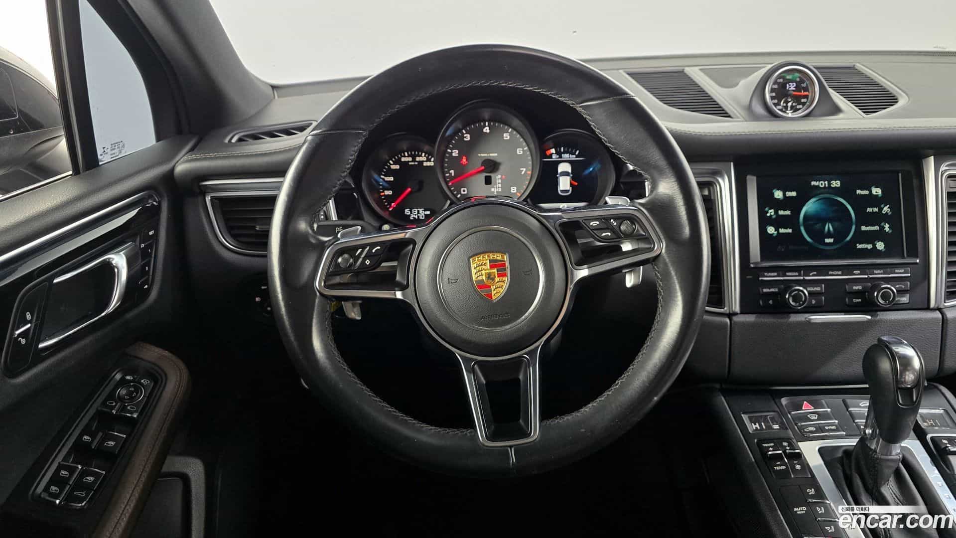 Macan Porsche 2015.4-OPTION-017