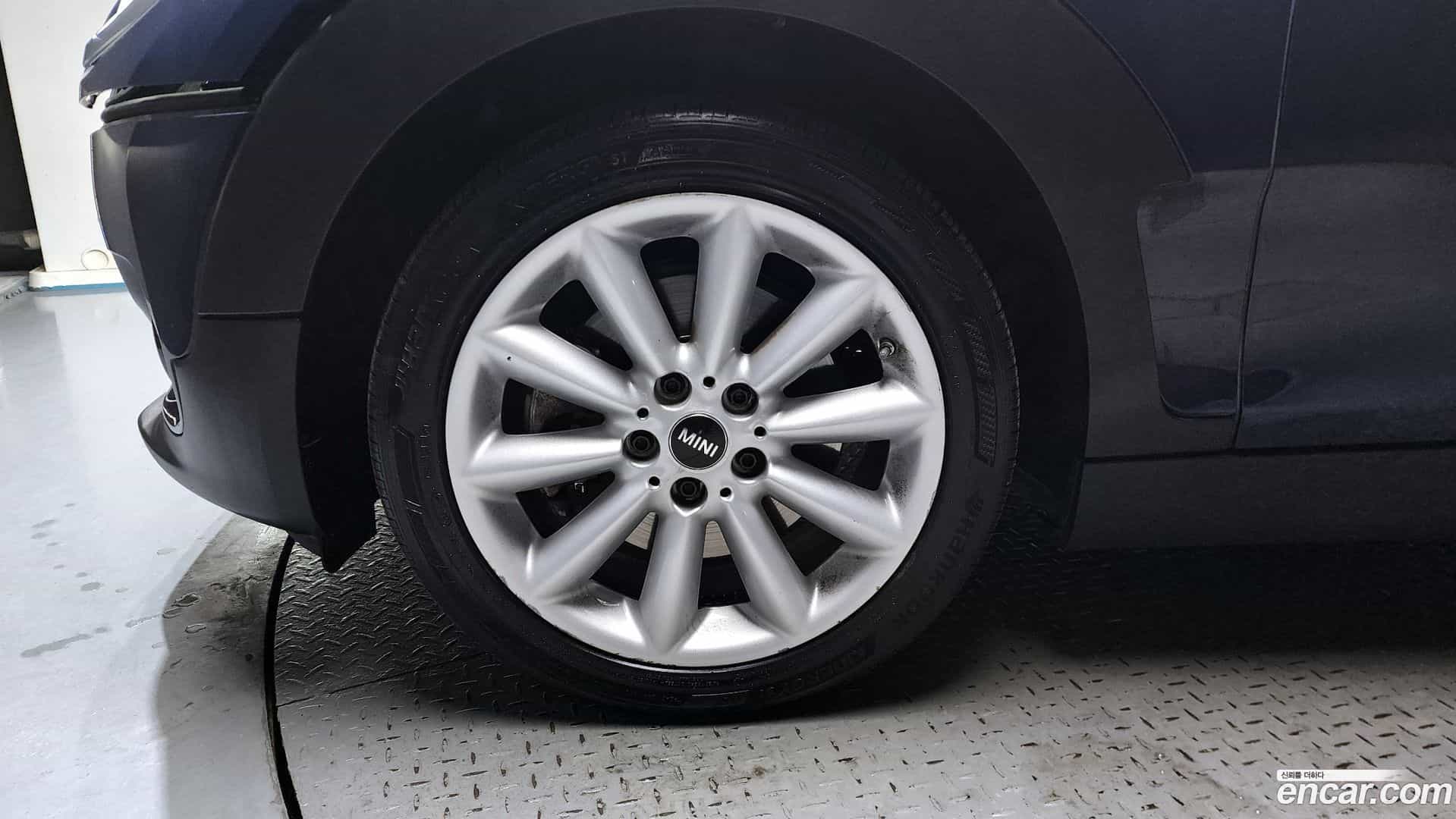 Clubman Mini 2019.5-OUTER-005