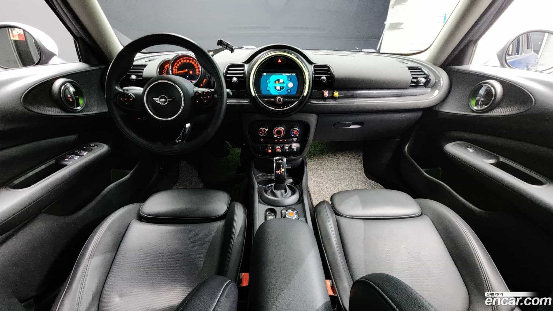 Clubman Mini 2019.5-INNER-007
