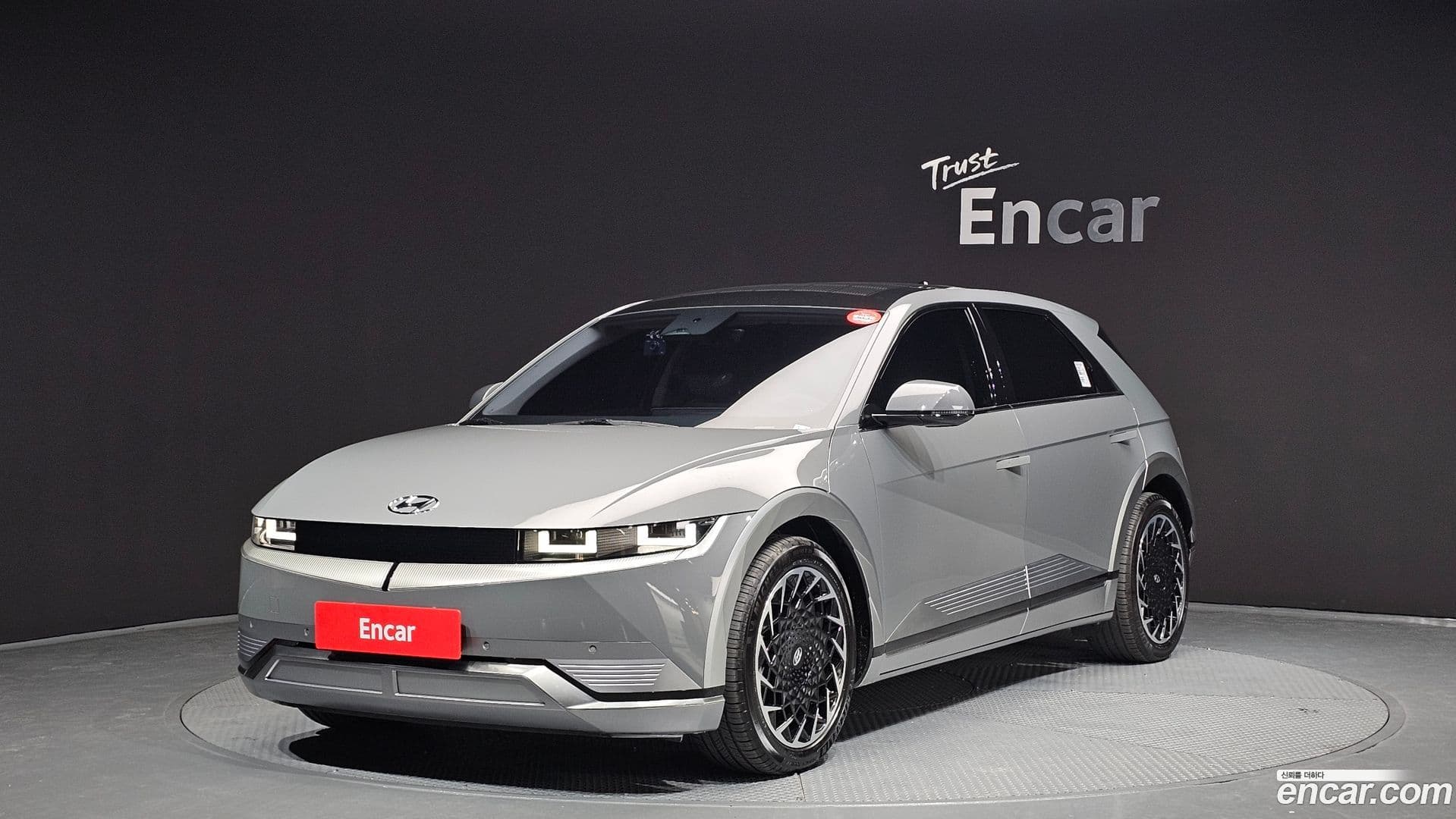Main__Slider__Photo:Ioniq5 Hyundai 2021.10-0