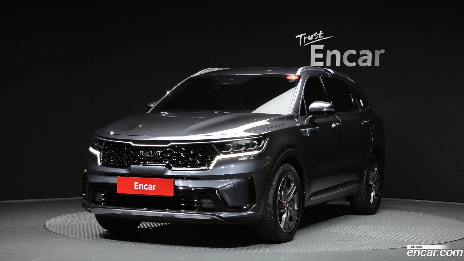 Main__Slider__Photo:Sorento Kia 2022.5-0