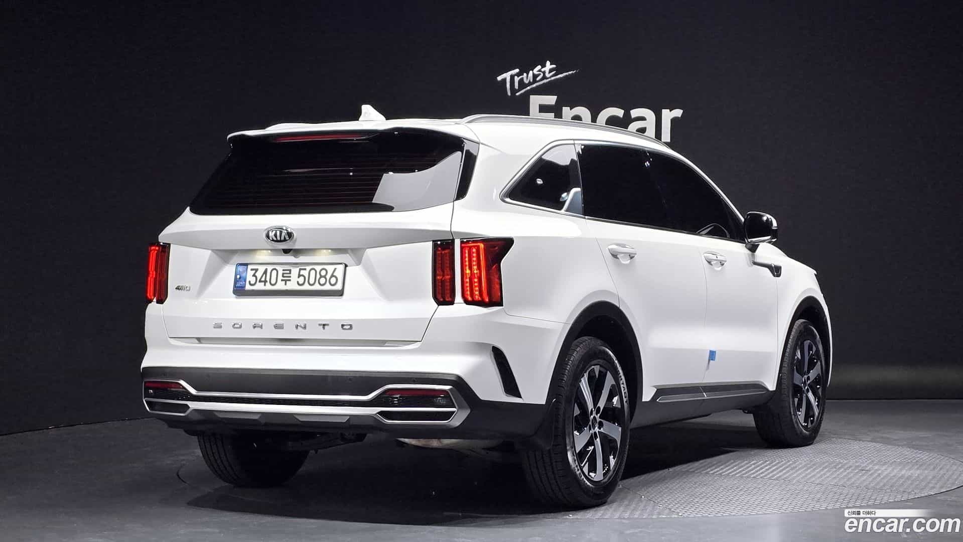 Sorento Kia 2021.0-OUTER-002