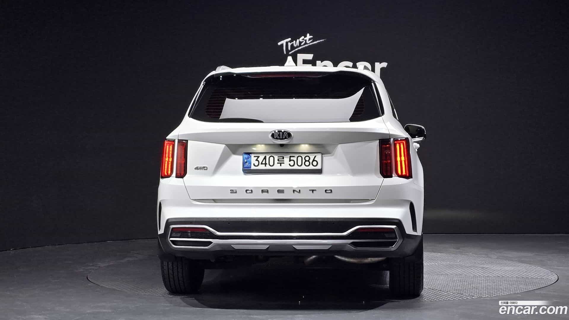 Sorento Kia 2021.0-OUTER-004
