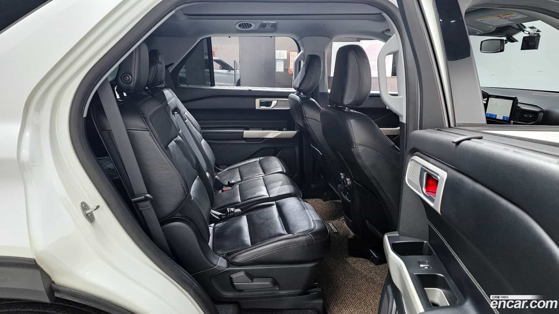 Explorer Ford 2021.0-OPTION-016