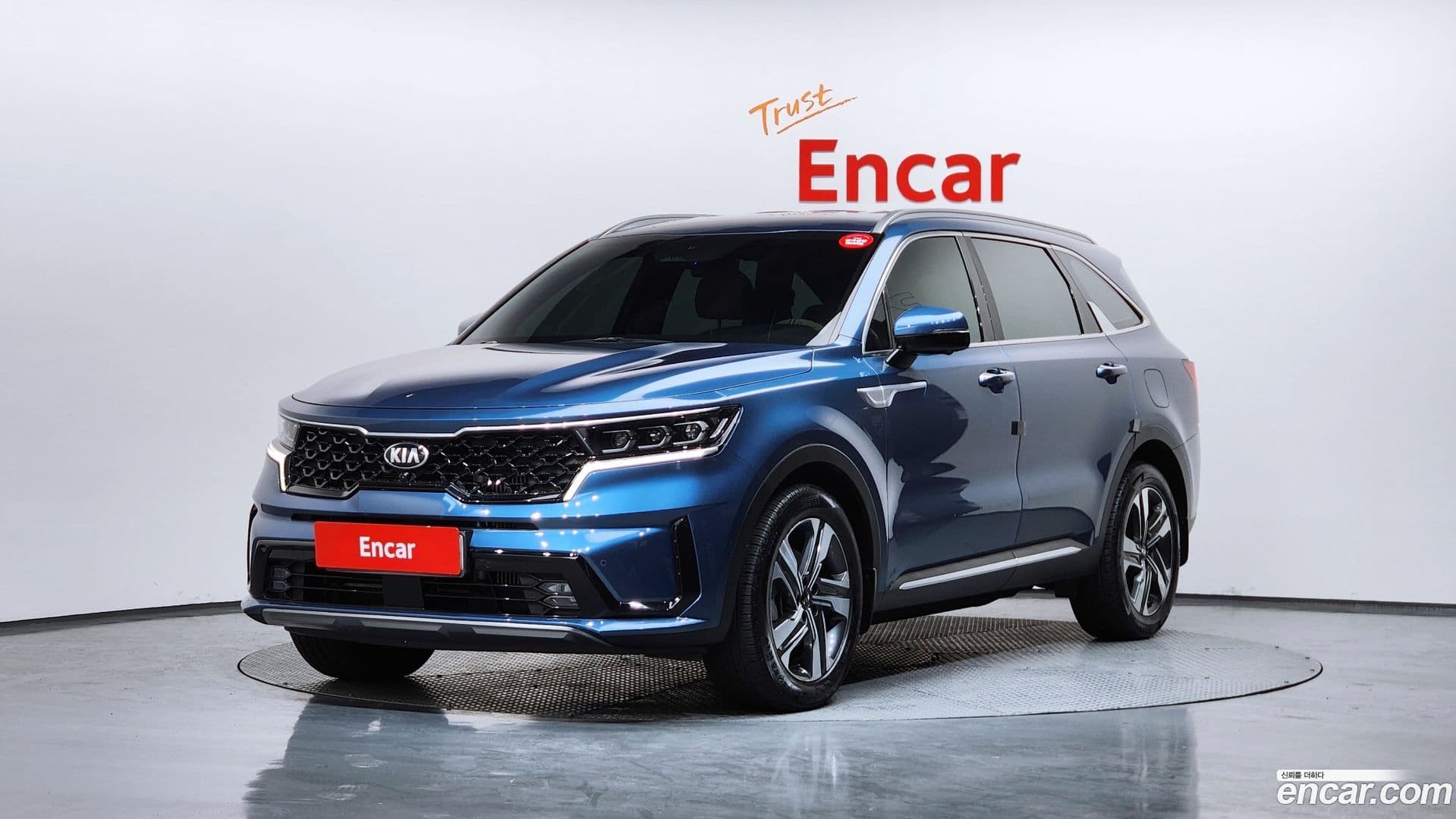 Main__Slider__Photo:Sorento Kia 2020.3-0