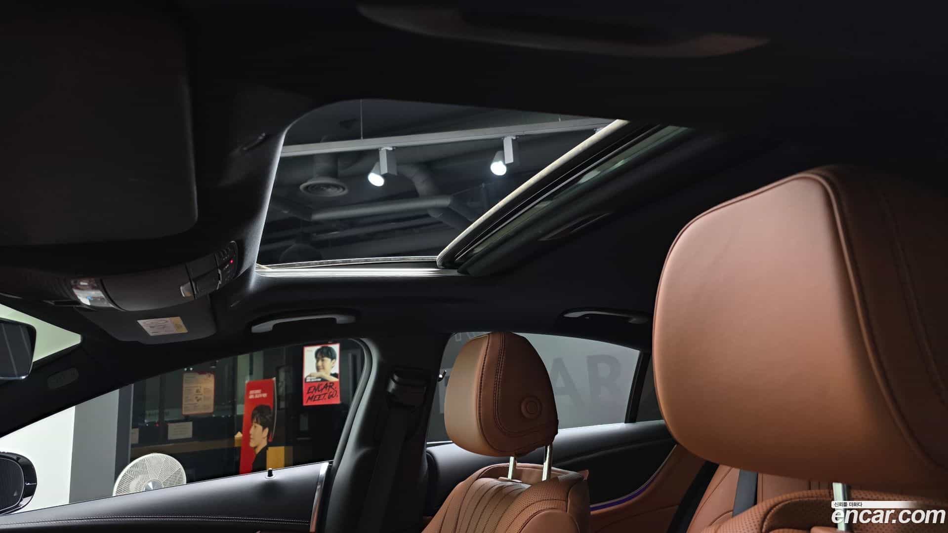 CLS-Class Mercedes-Benz 2022.10-OPTION-022