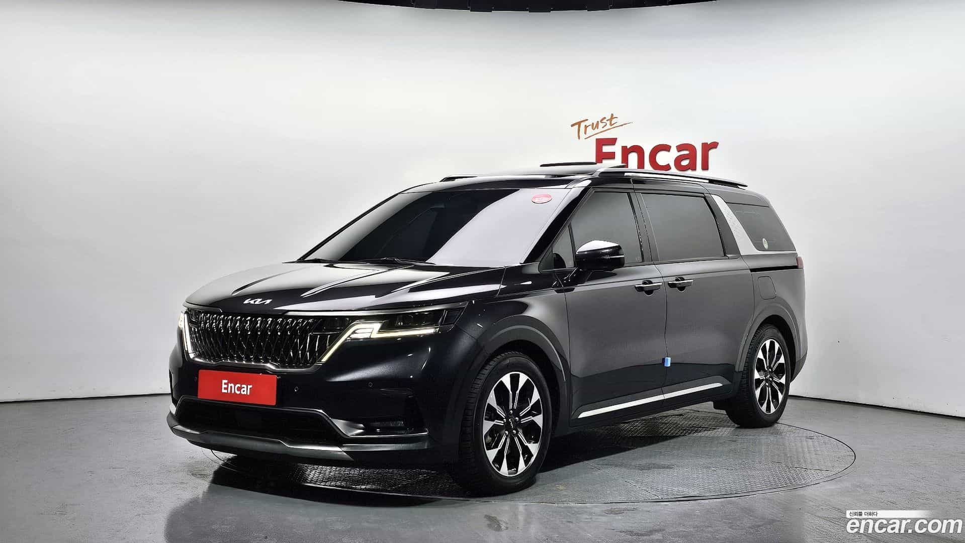 Canival Kia 2022.10-OUTER-001