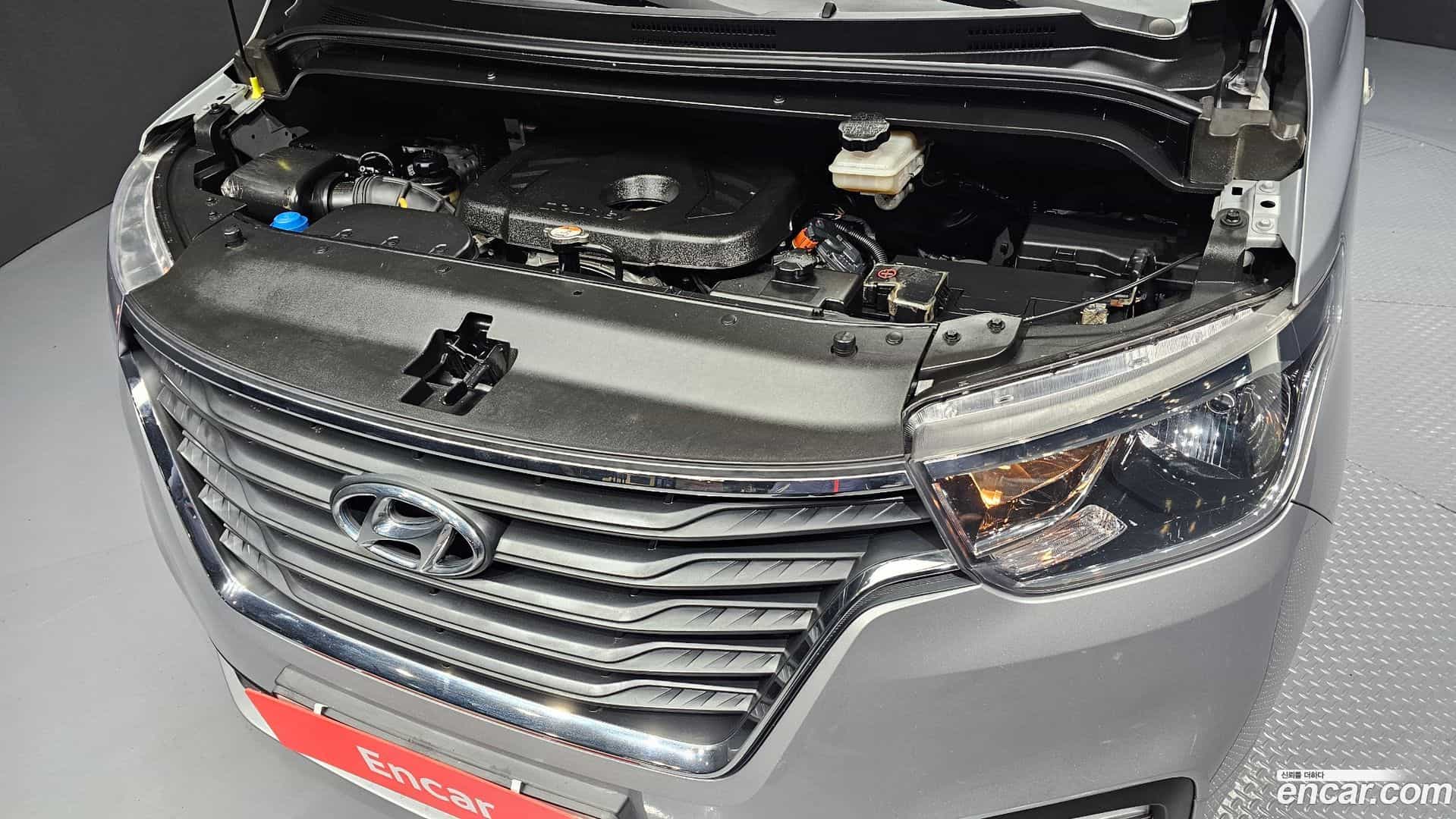 Starex Hyundai 2020.2-OPTION-022