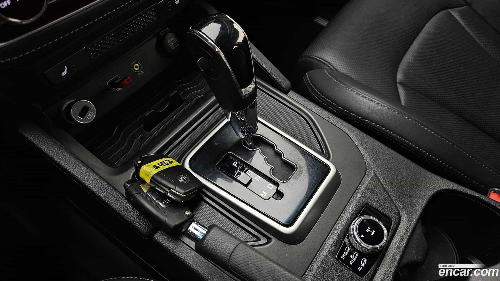 Rexton KG Mobility 2018.7-INNER-009