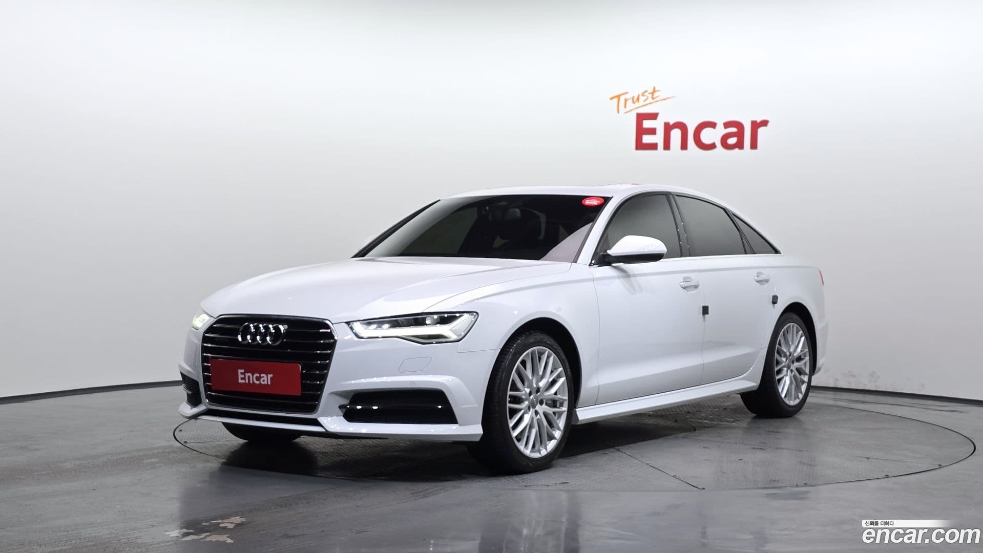Main__Slider__Photo:A6 Audi 2017.11-0