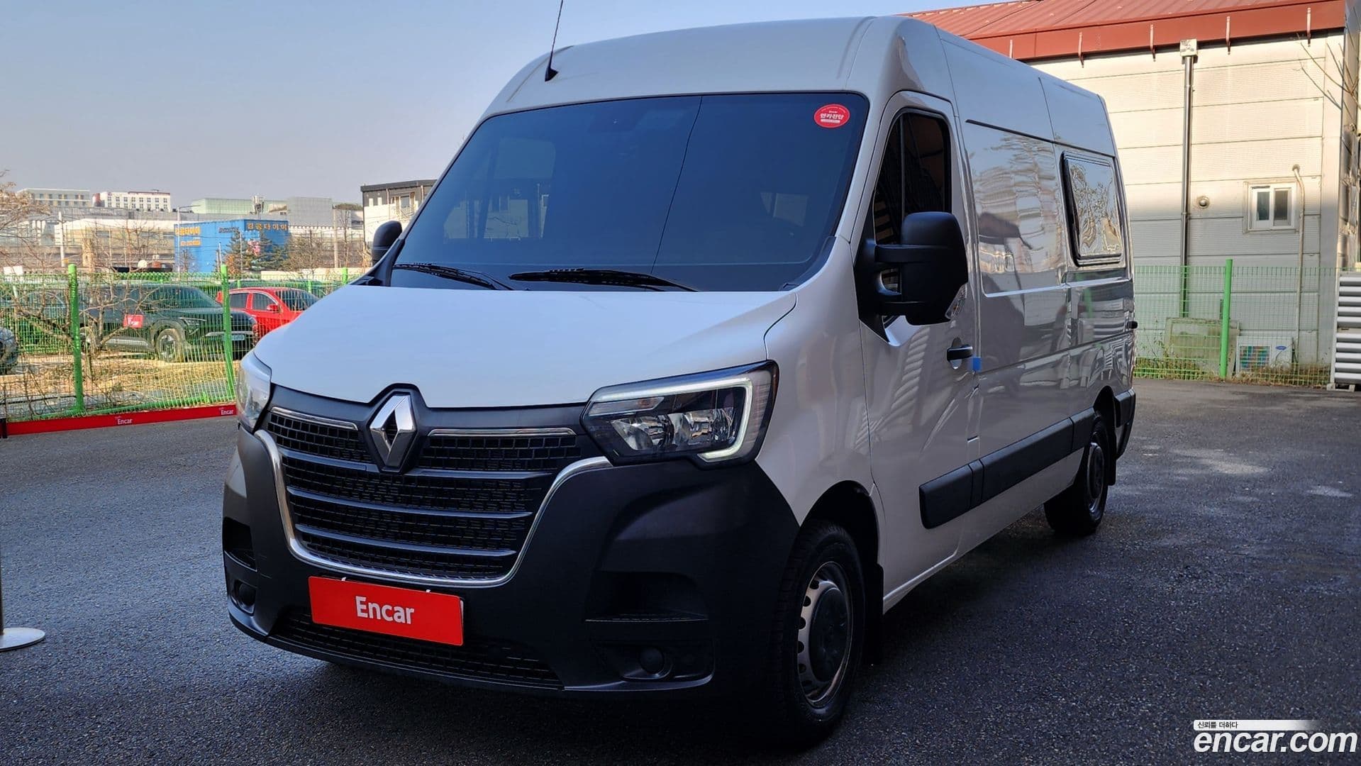 Main__Slider__Photo:Master Renault Korea 2022.9-0