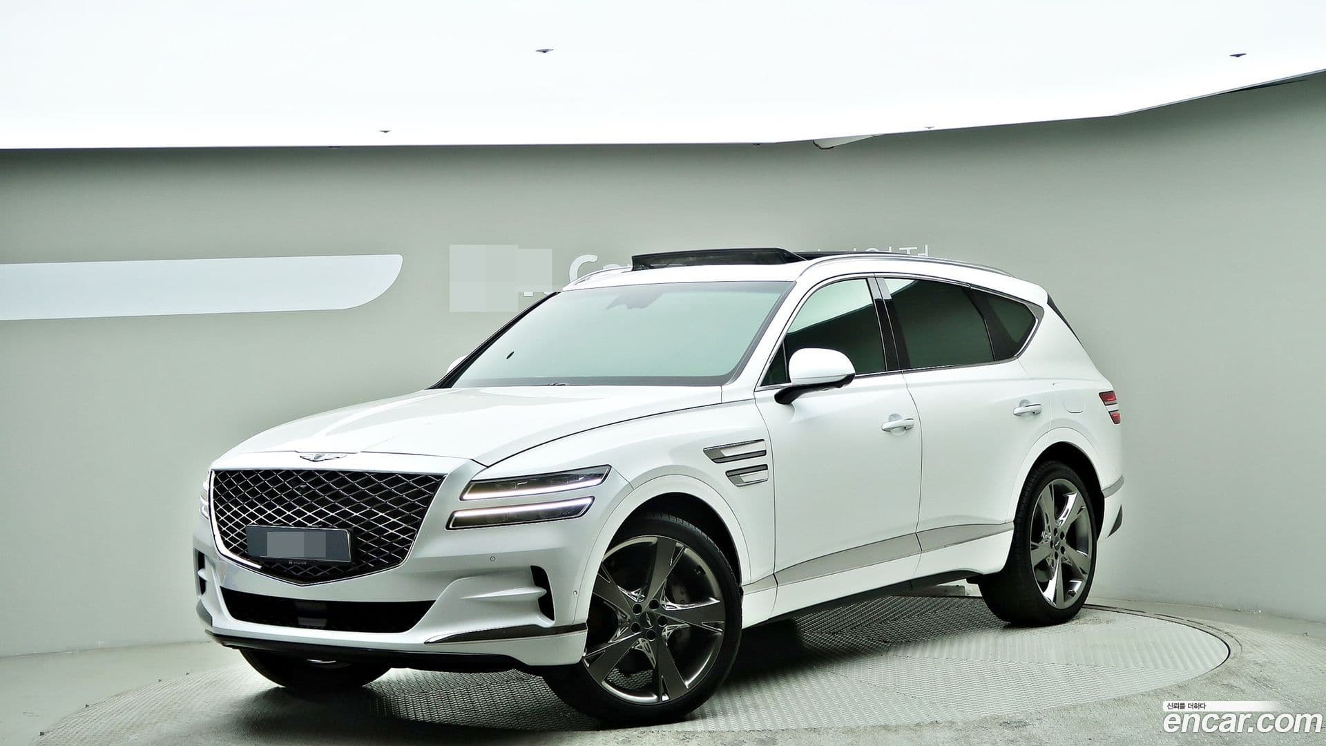 Main__Slider__Photo:GV80 Genesis 2022.6-0