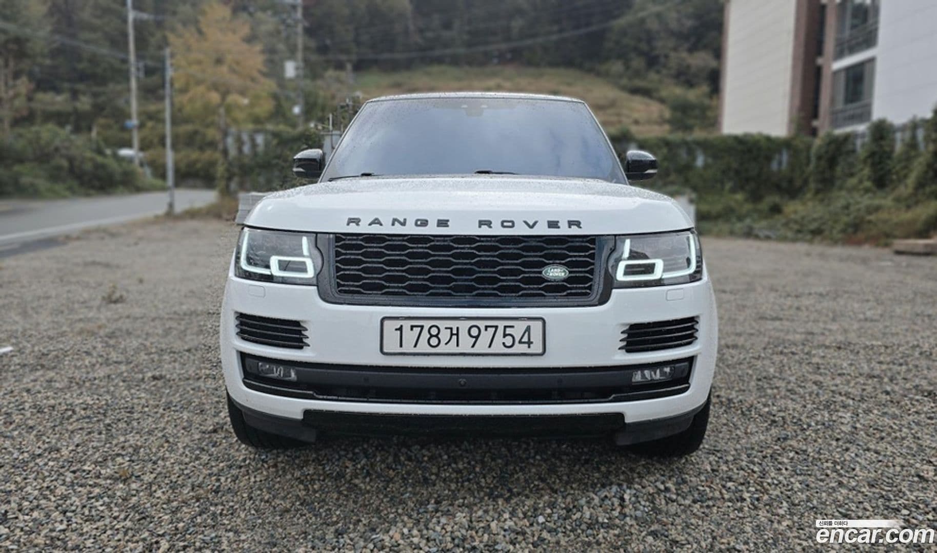 Main__Slider__Photo:Range Rover Land Rover 2017.11-0