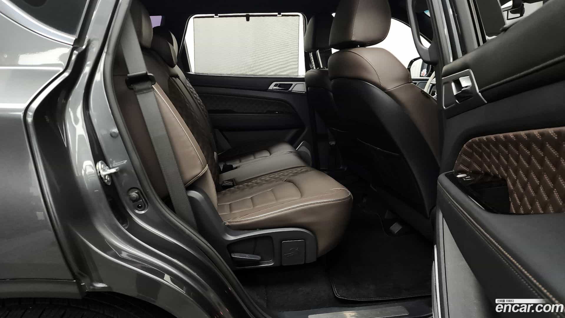 Rexton KG Mobility 2021.7-OPTION-016