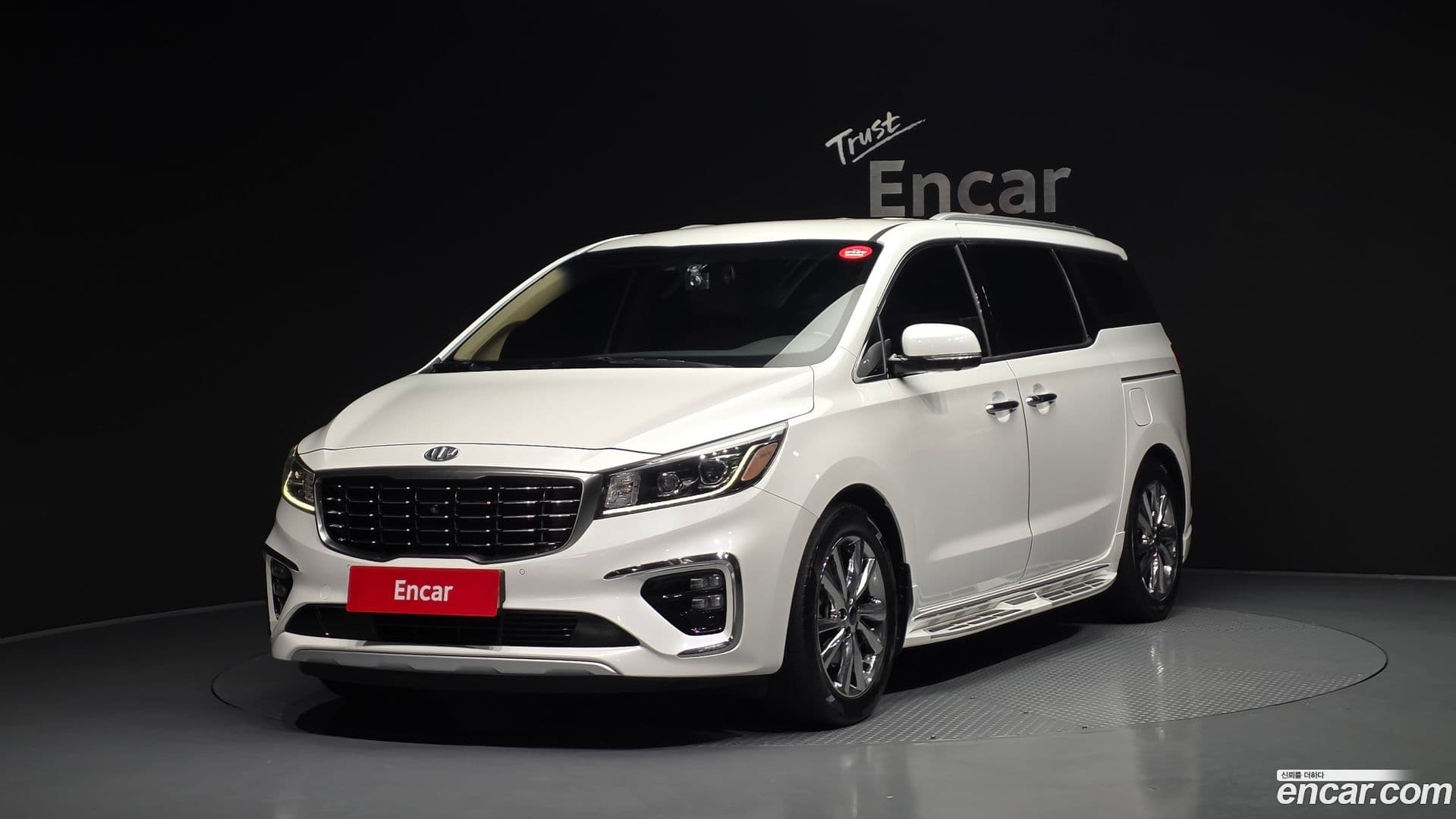 Main__Slider__Photo:Canival Kia 2018.10-0