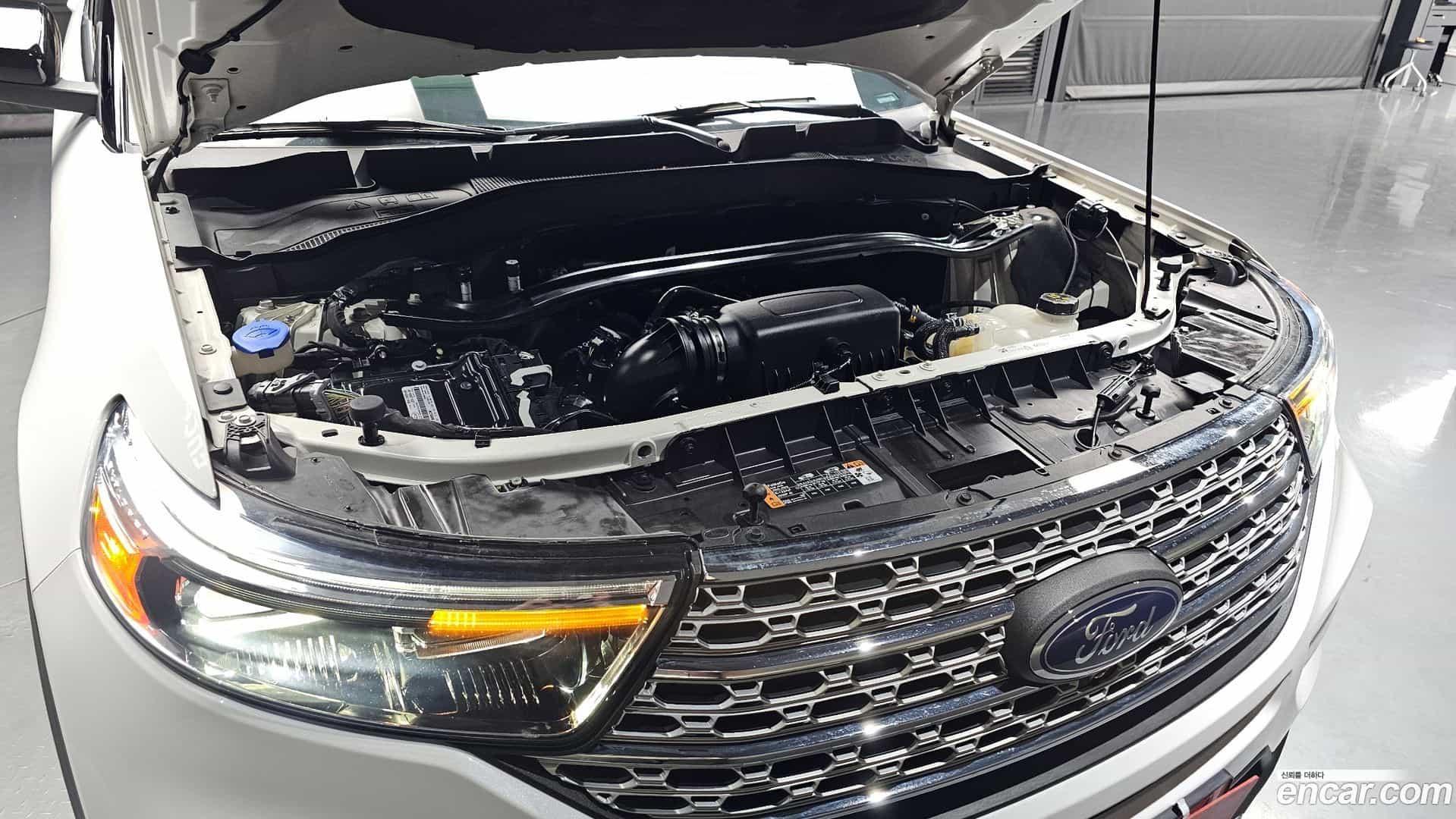 Explorer Ford 2022.11-INNER-006