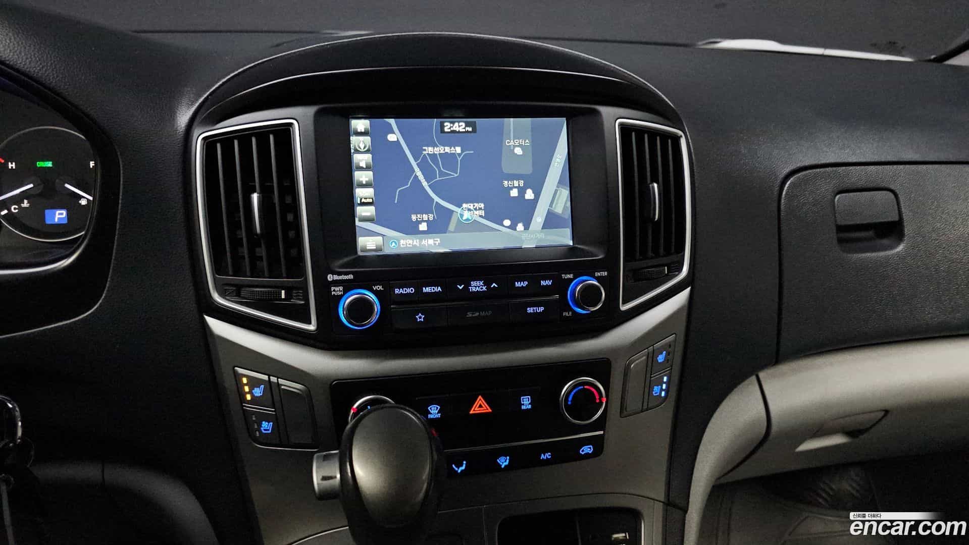 Starex Hyundai 2019.4-OPTION-021