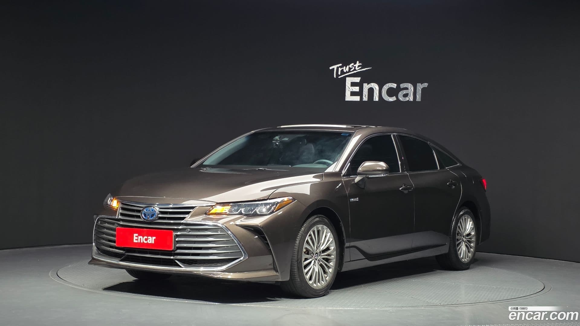 Main__Slider__Photo:Avalon Toyota 2019.0-0
