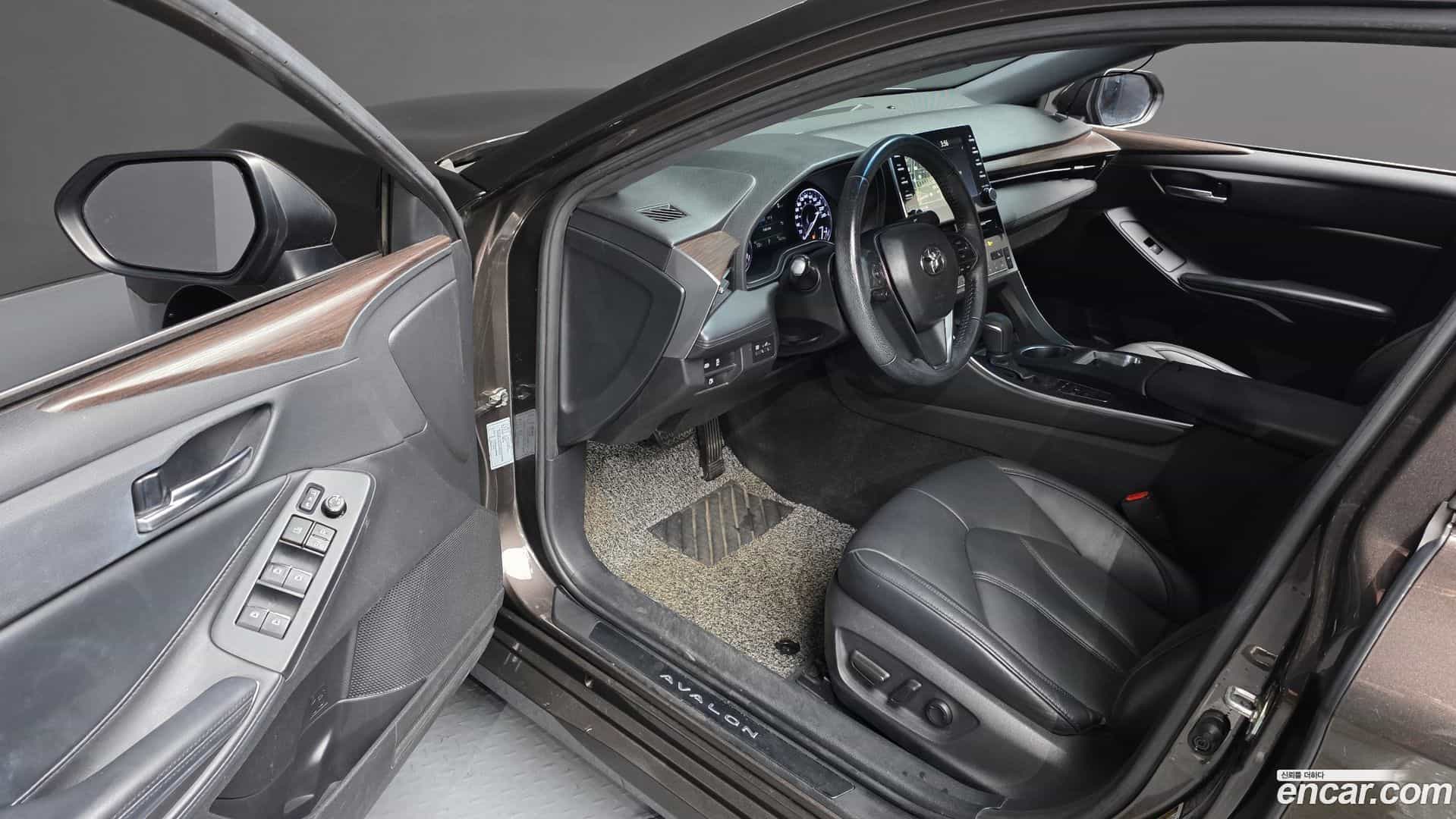 Avalon Toyota 2019.0-OPTION-015