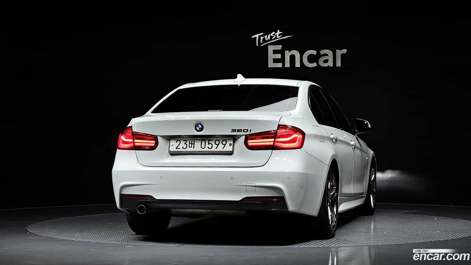 3-Series BMW 2016.6-OUTER-004