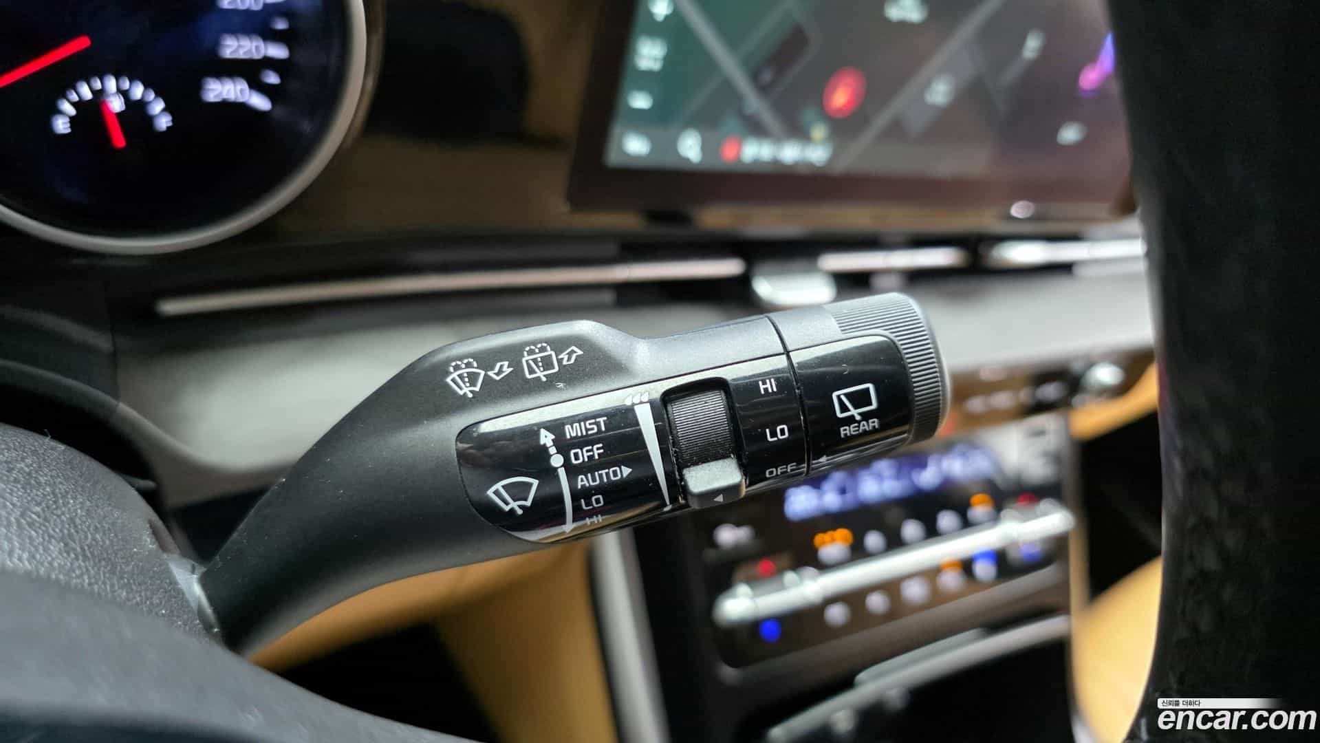 Canival Kia 2022.7-OPTION-020