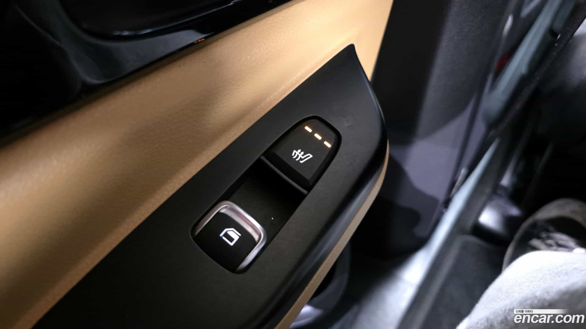 Canival Kia 2022.7-OPTION-024