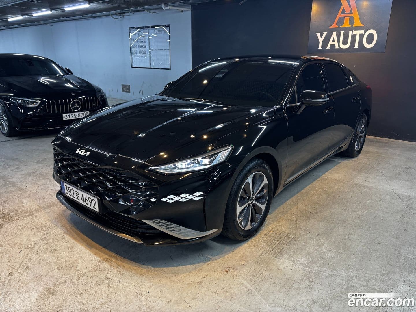Main__Slider__Photo:K8 Kia 2021.11-0
