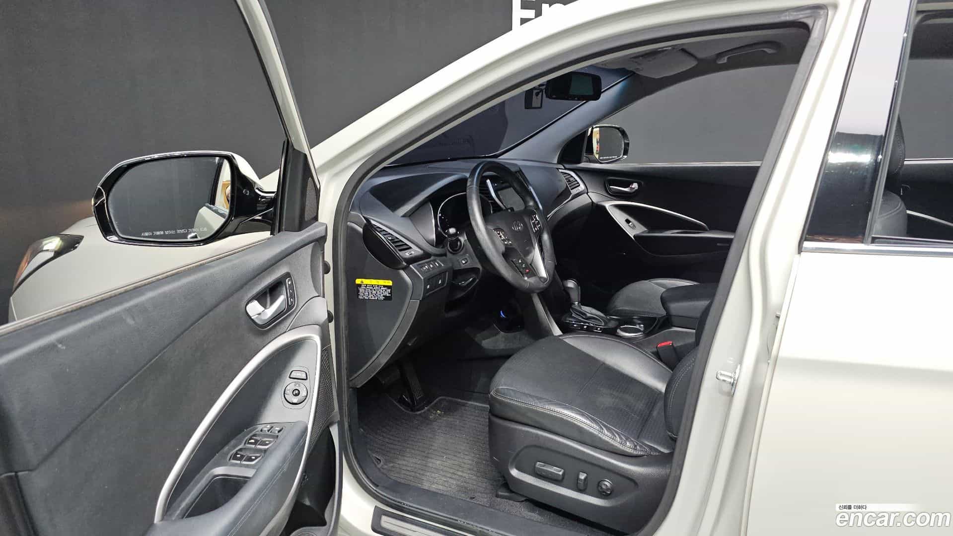 Maxcruz Hyundai 2013.5-INNER-010