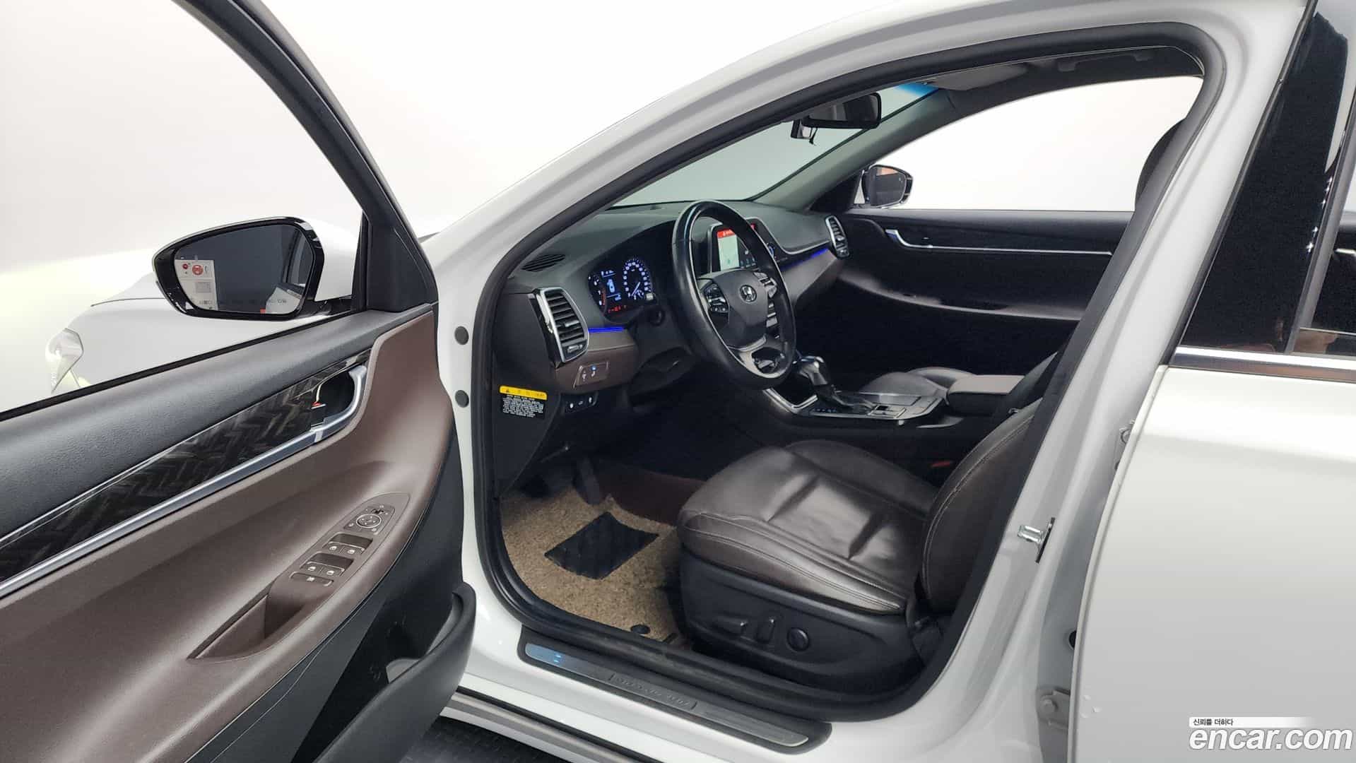 Grandeur Hyundai 2016.11-INNER-010