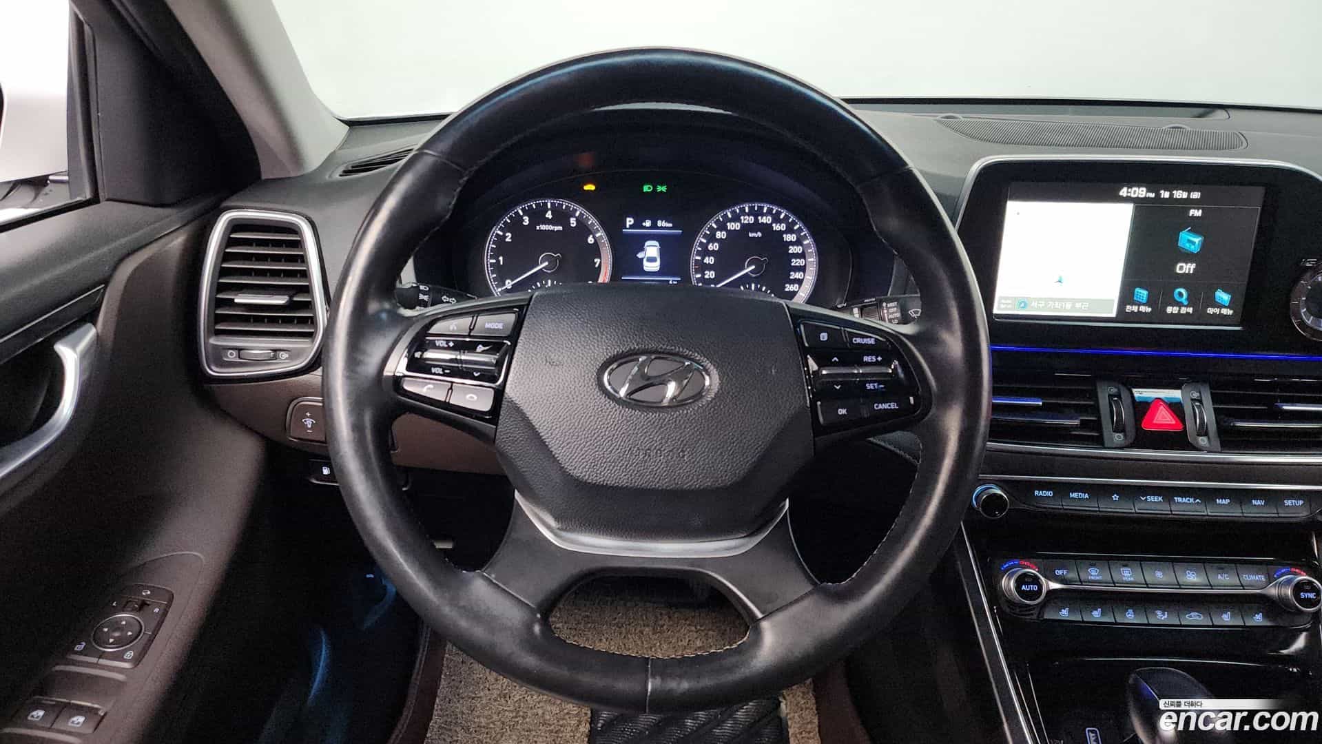 Grandeur Hyundai 2016.11-OPTION-017