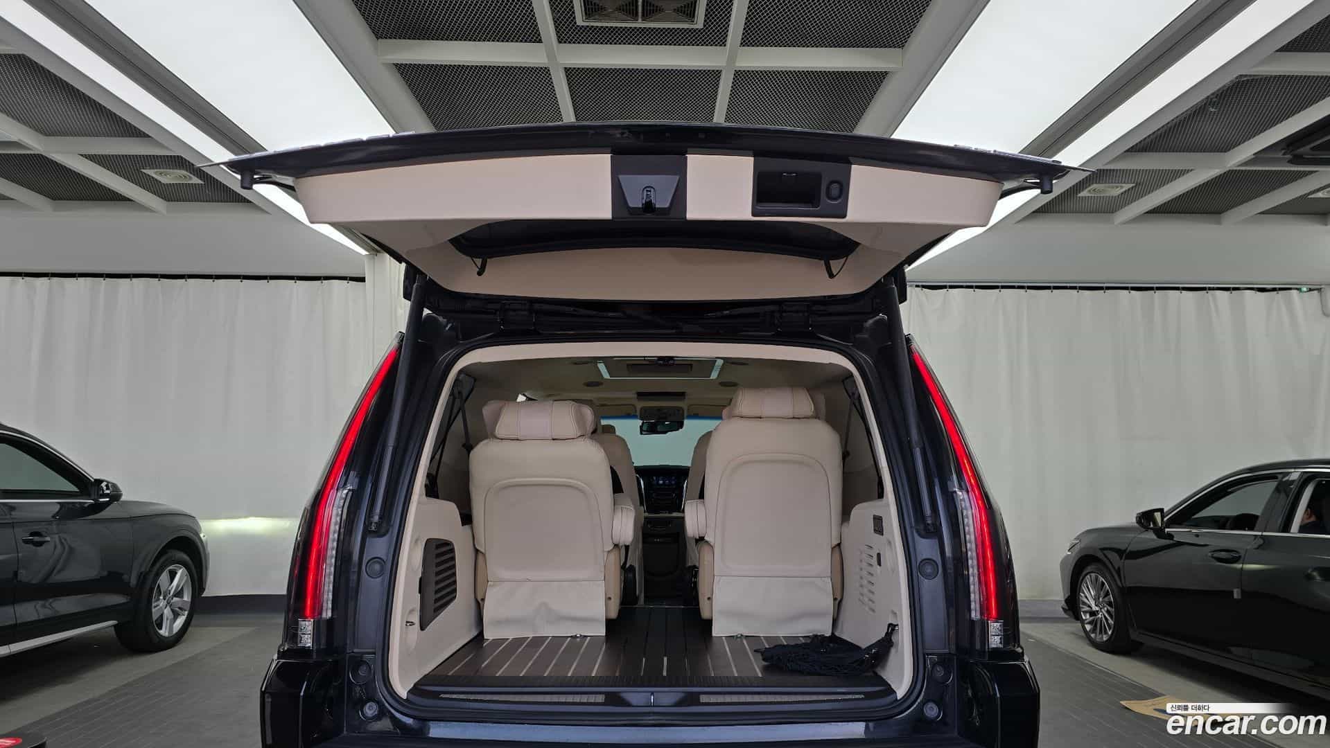 Escalade Cadillac 2014.11-OPTION-024