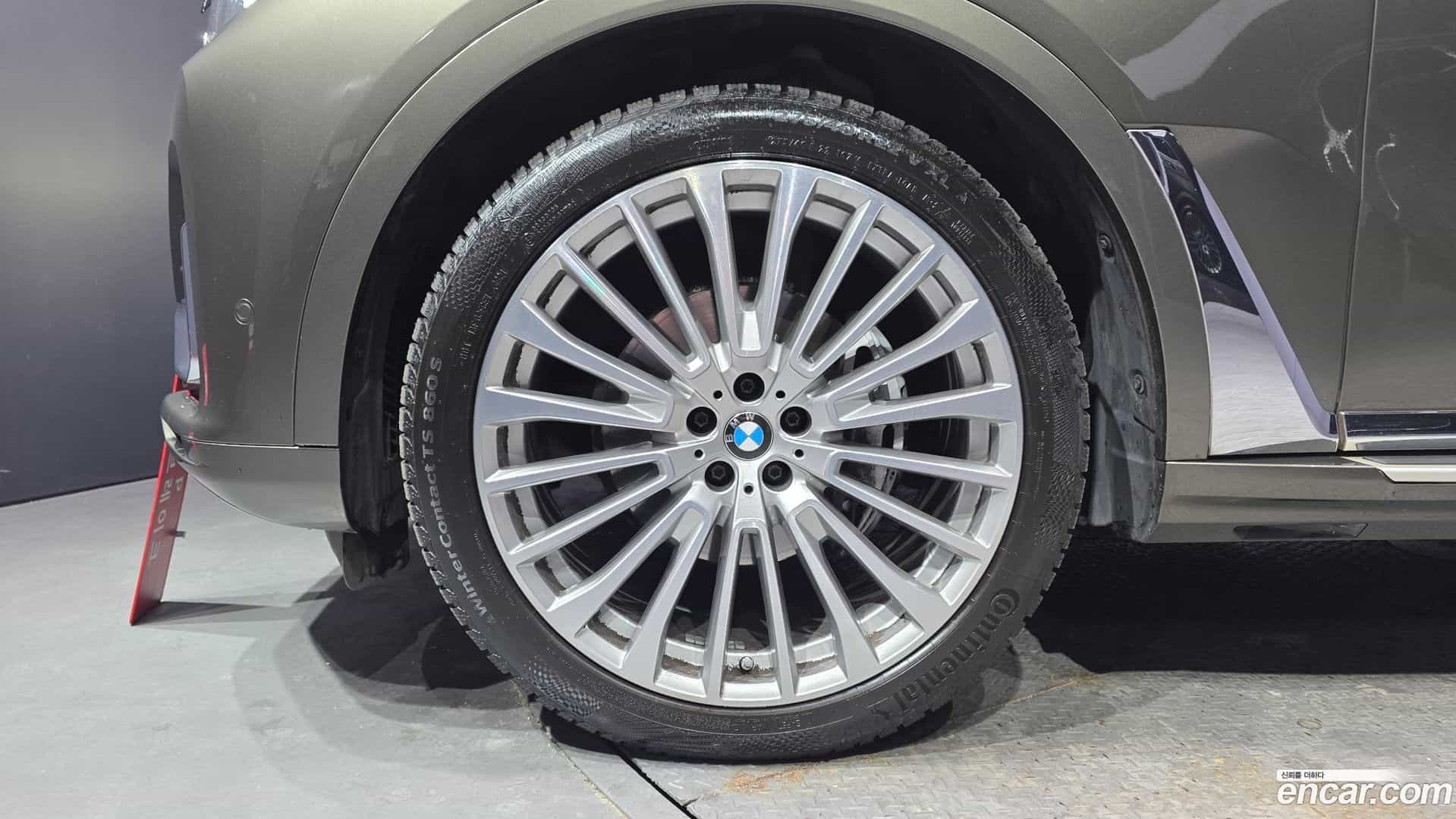 X7 BMW 2022.2-OUTER-005