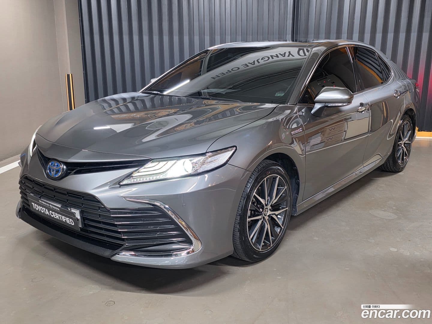 Main__Slider__Photo:Camry Toyota 2023.7-0