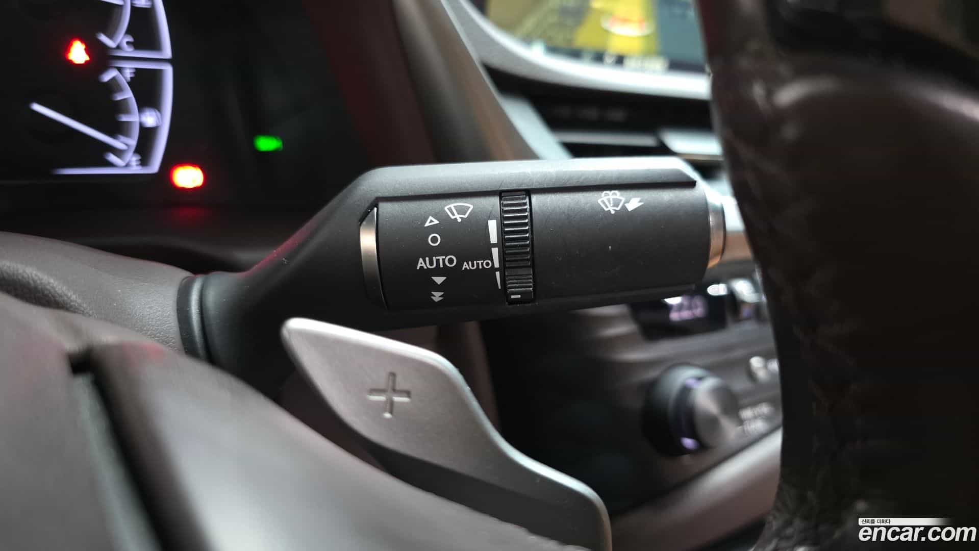 ES Lexus 2018.10-OPTION-021