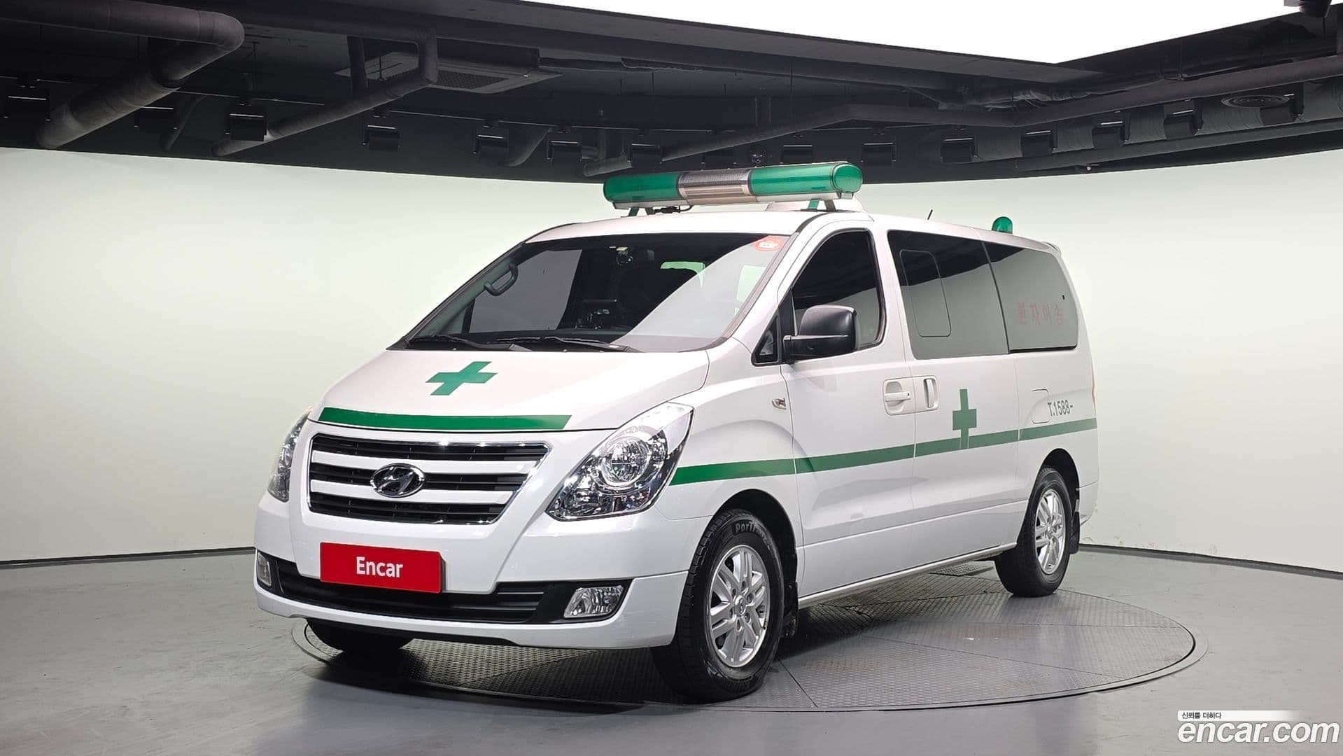 Main__Slider__Photo:Starex Hyundai 2016.4-0