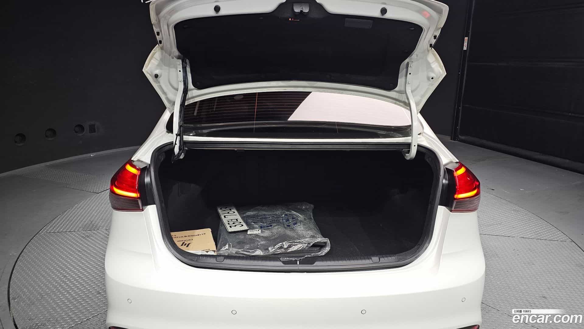 K3 Kia 2017.9-OPTION-024