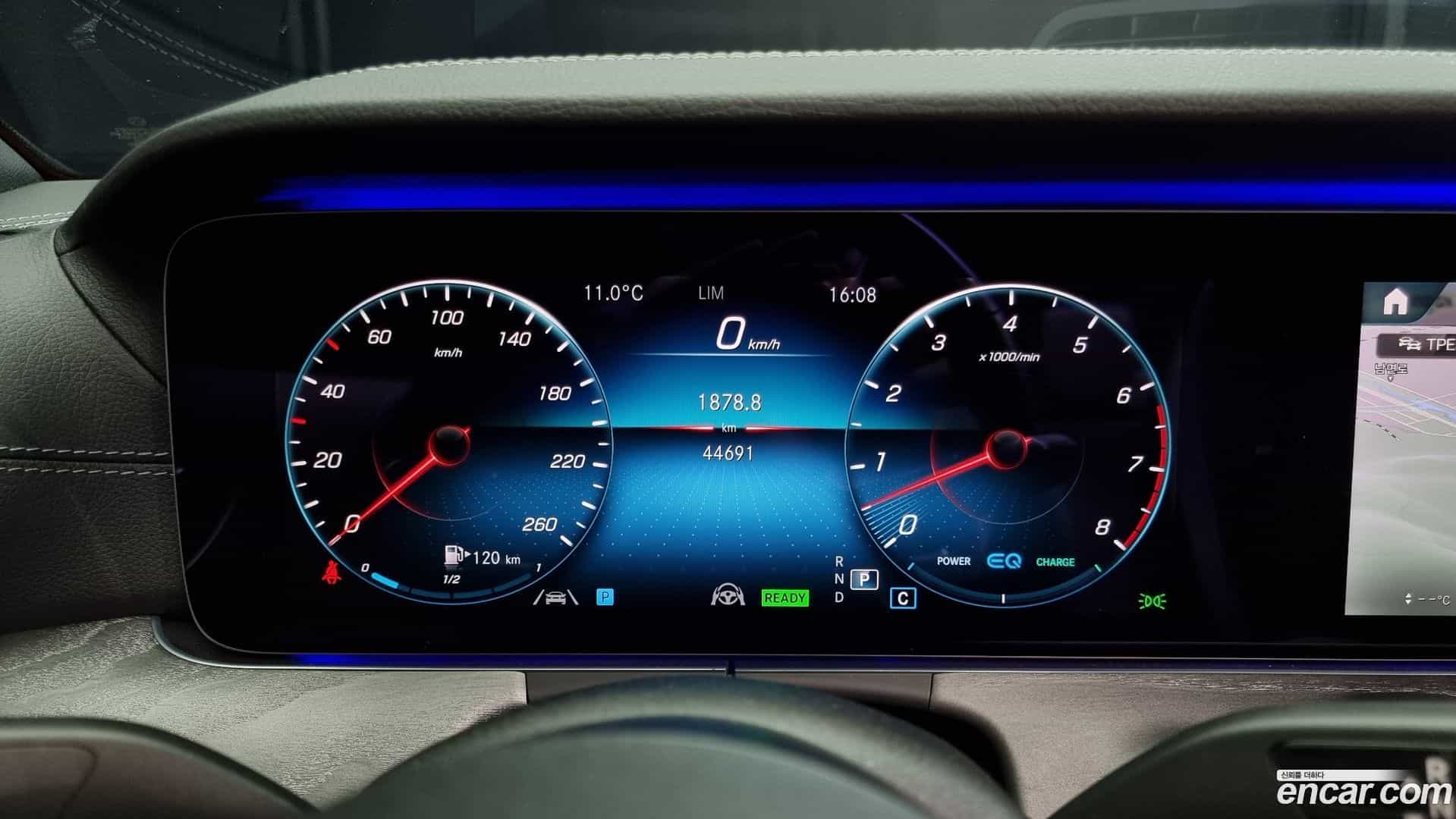 E-Class Mercedes-Benz 2021.2-INNER-008