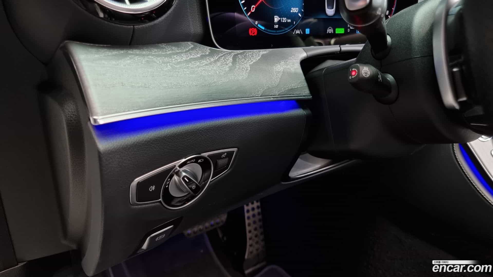 E-Class Mercedes-Benz 2021.2-OPTION-020
