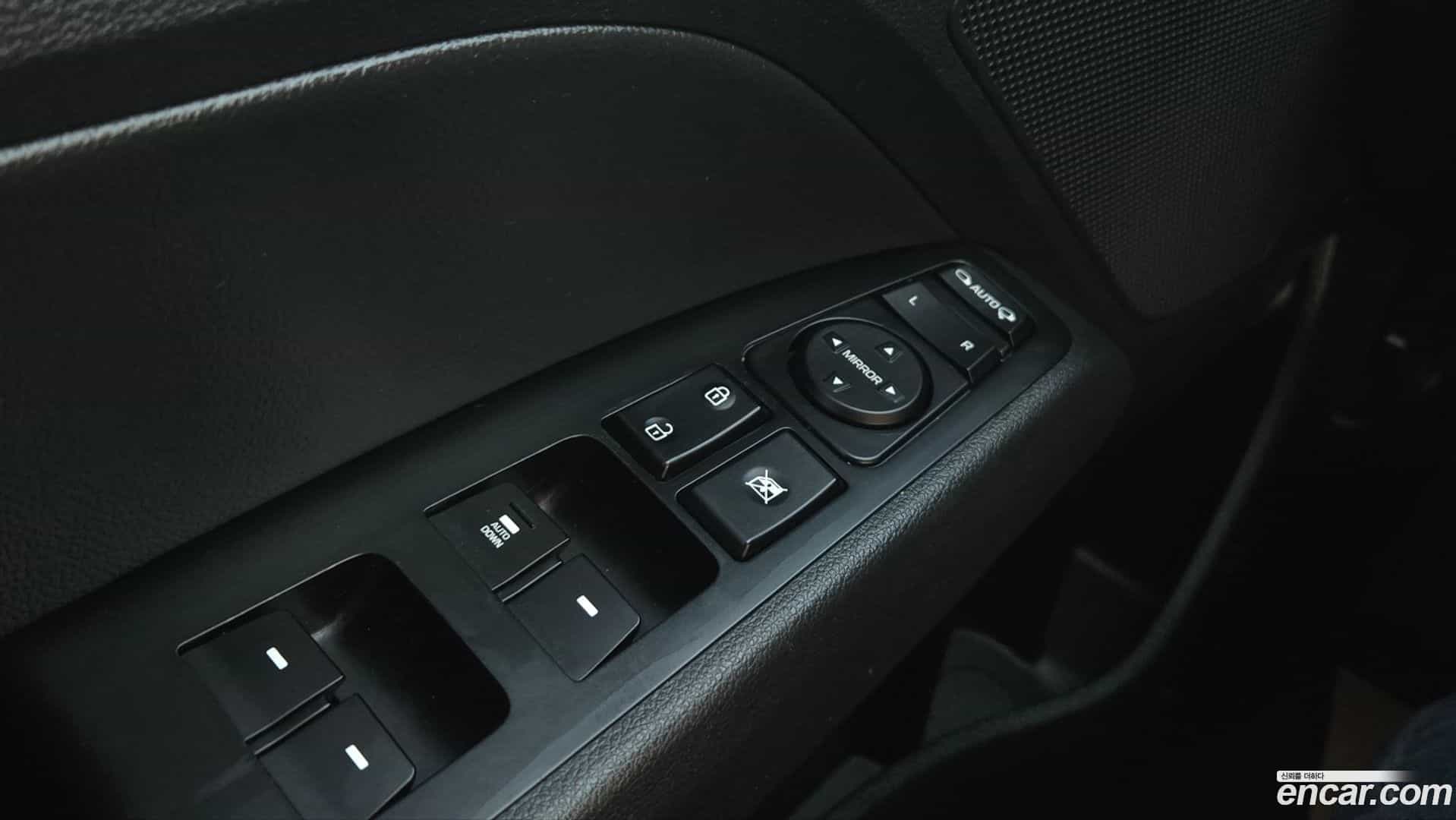 AVANTE Hyundai 2018.3-OPTION-018