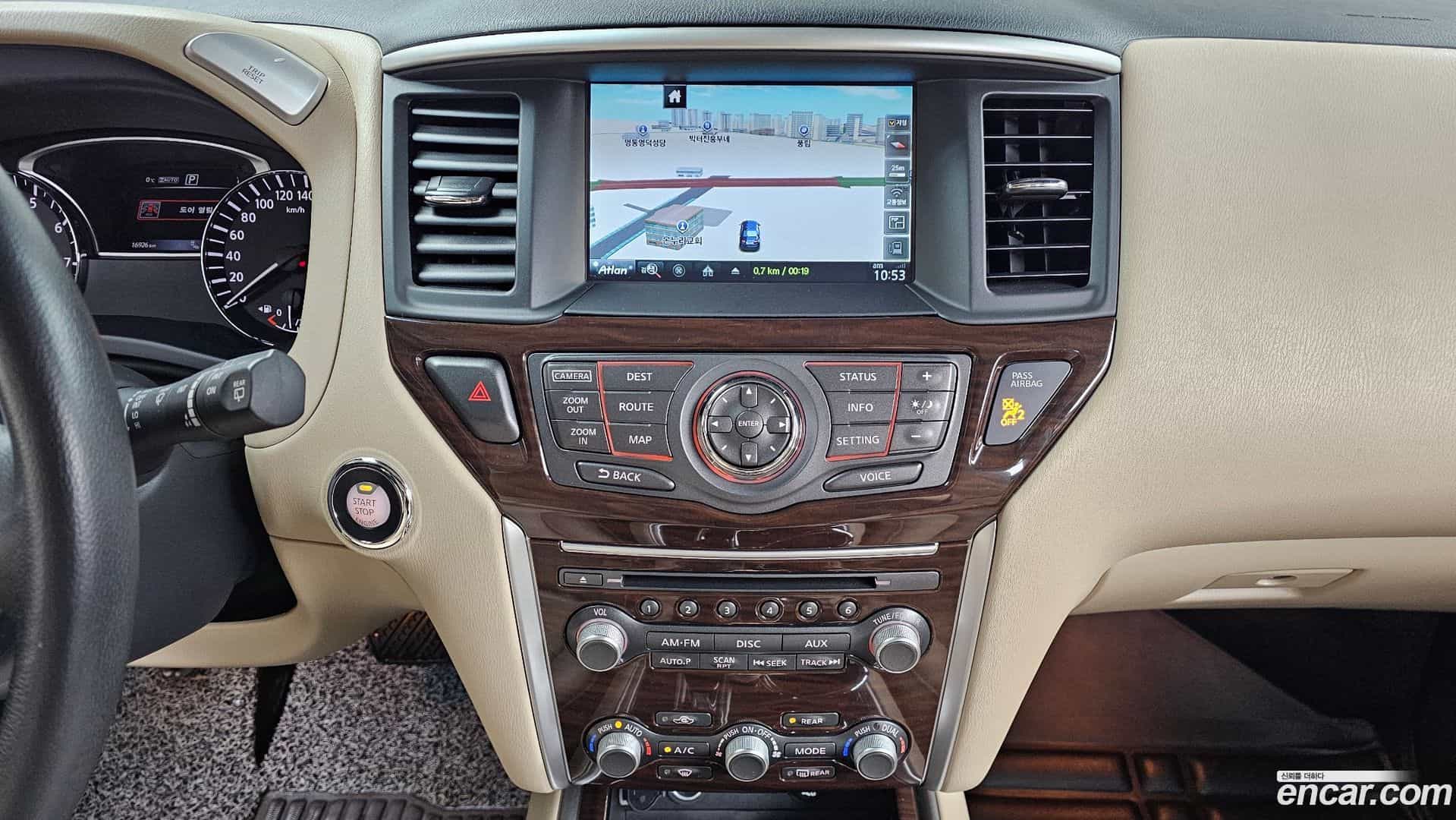 Pathfinder Nissan 2016.1-OPTION-019