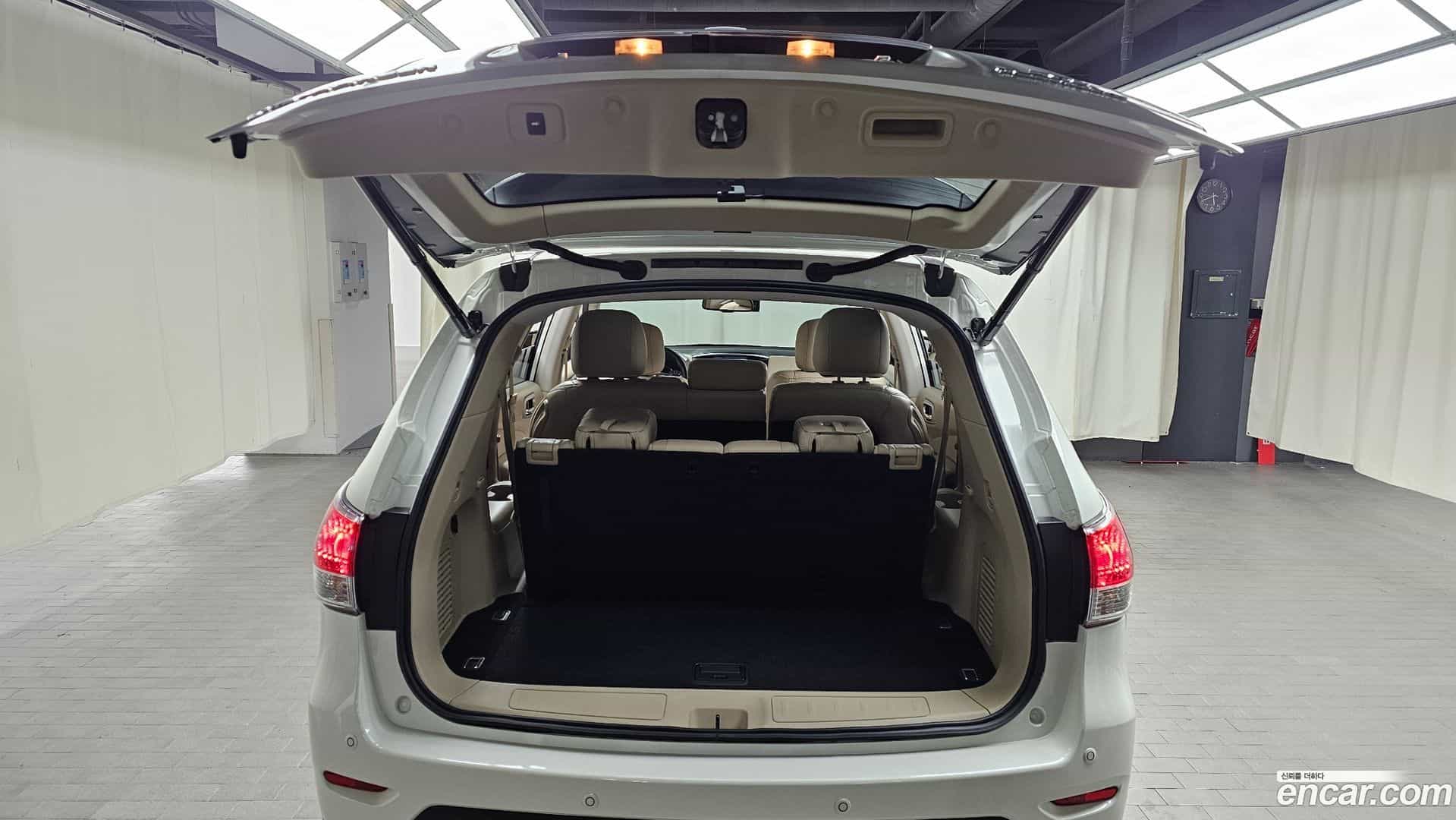 Pathfinder Nissan 2016.1-OPTION-024