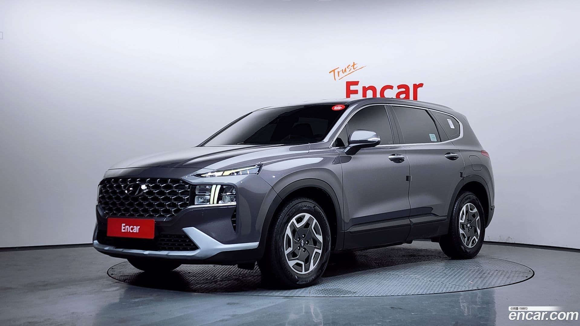 Main__Slider__Photo:Santafe Hyundai 2022.10-0