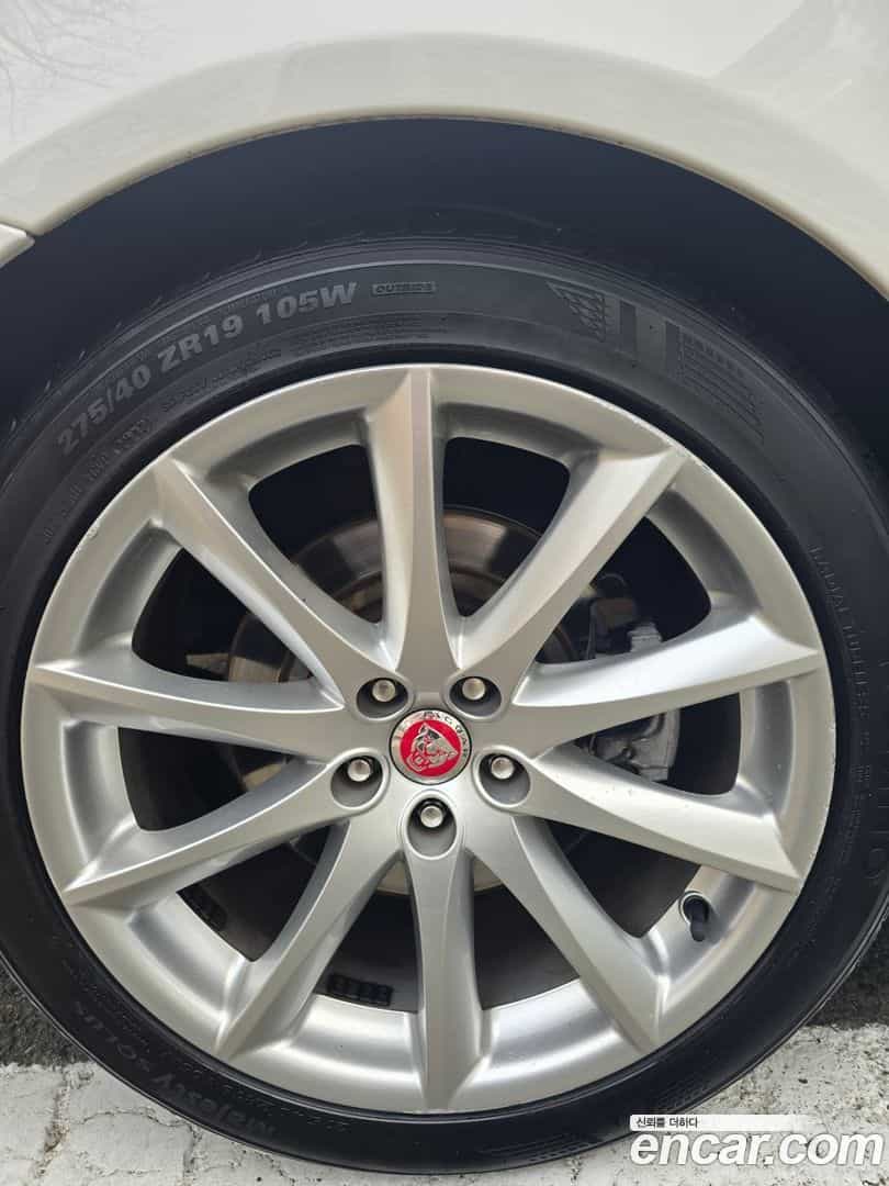 XJ Jaguar 2014.0-OPTION-019