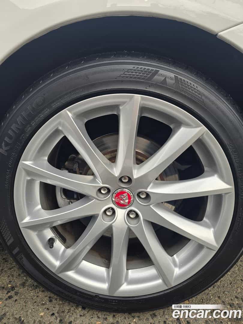 XJ Jaguar 2014.0-OPTION-021