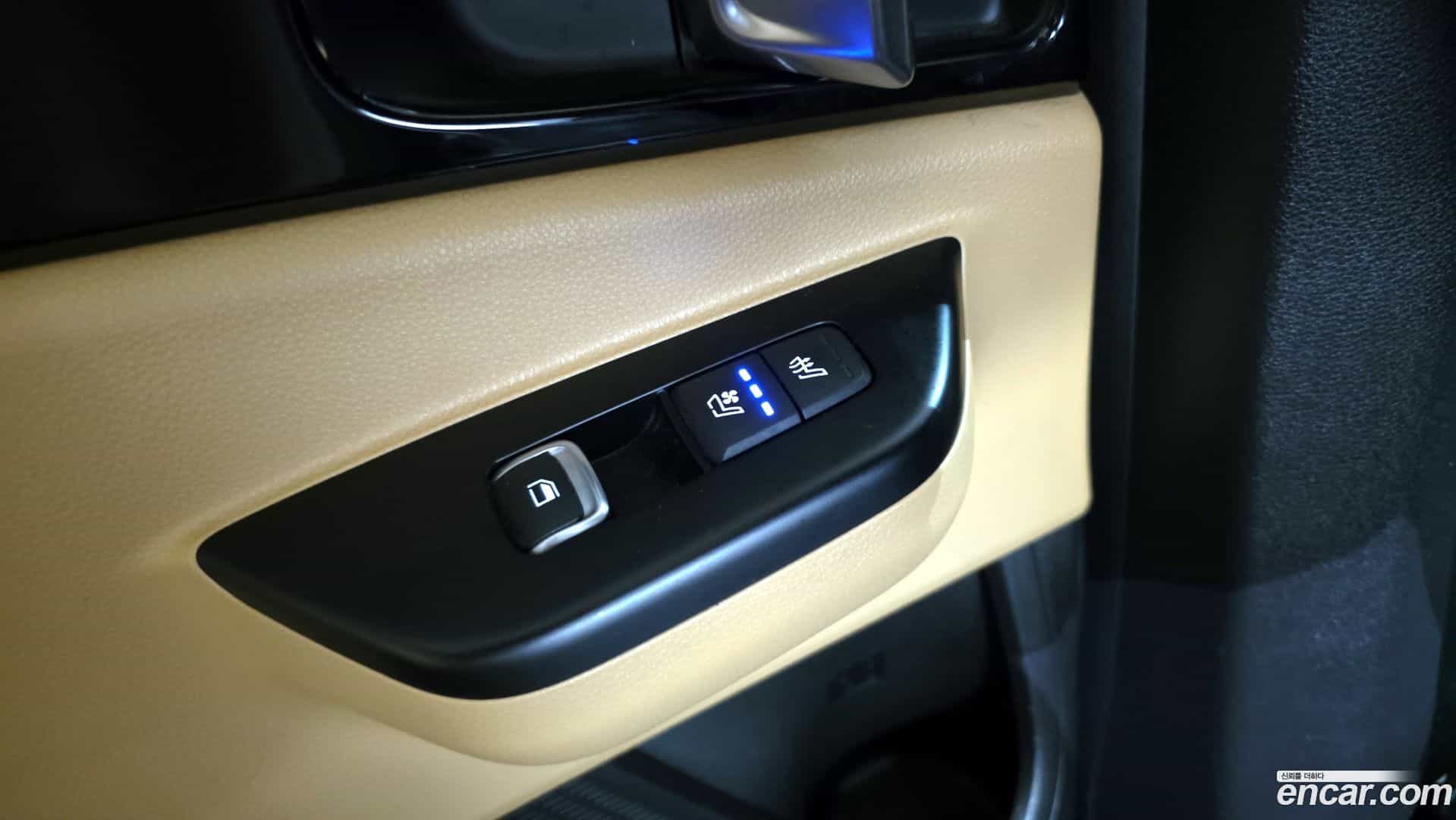 Canival Kia 2021.6-OPTION-024