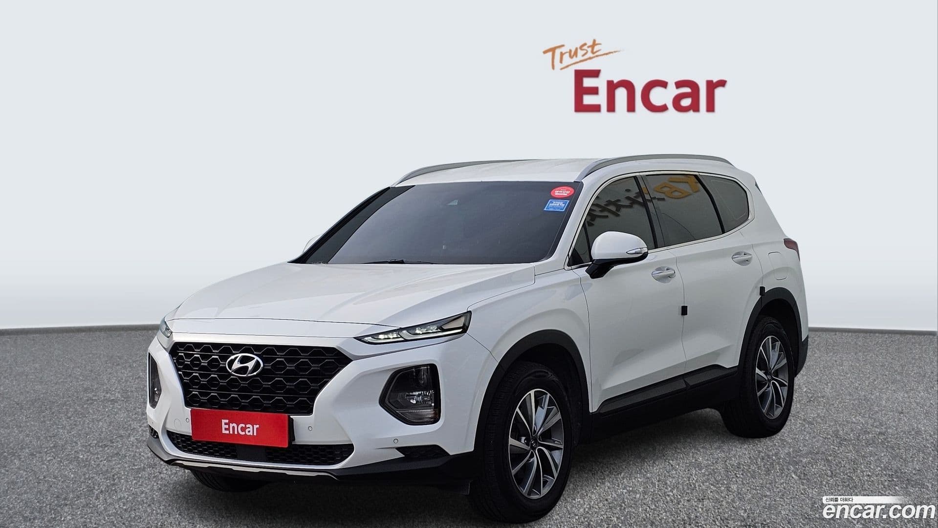 Main__Slider__Photo:Santafe Hyundai 2018.7-0